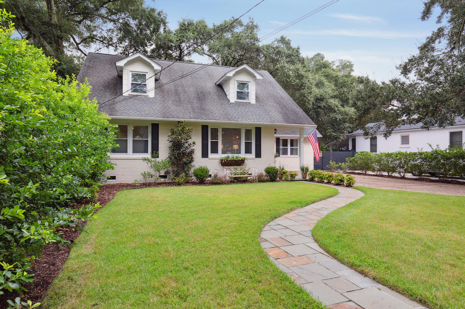 2154 Wappoo Dr, Charleston, SC 29412-2053