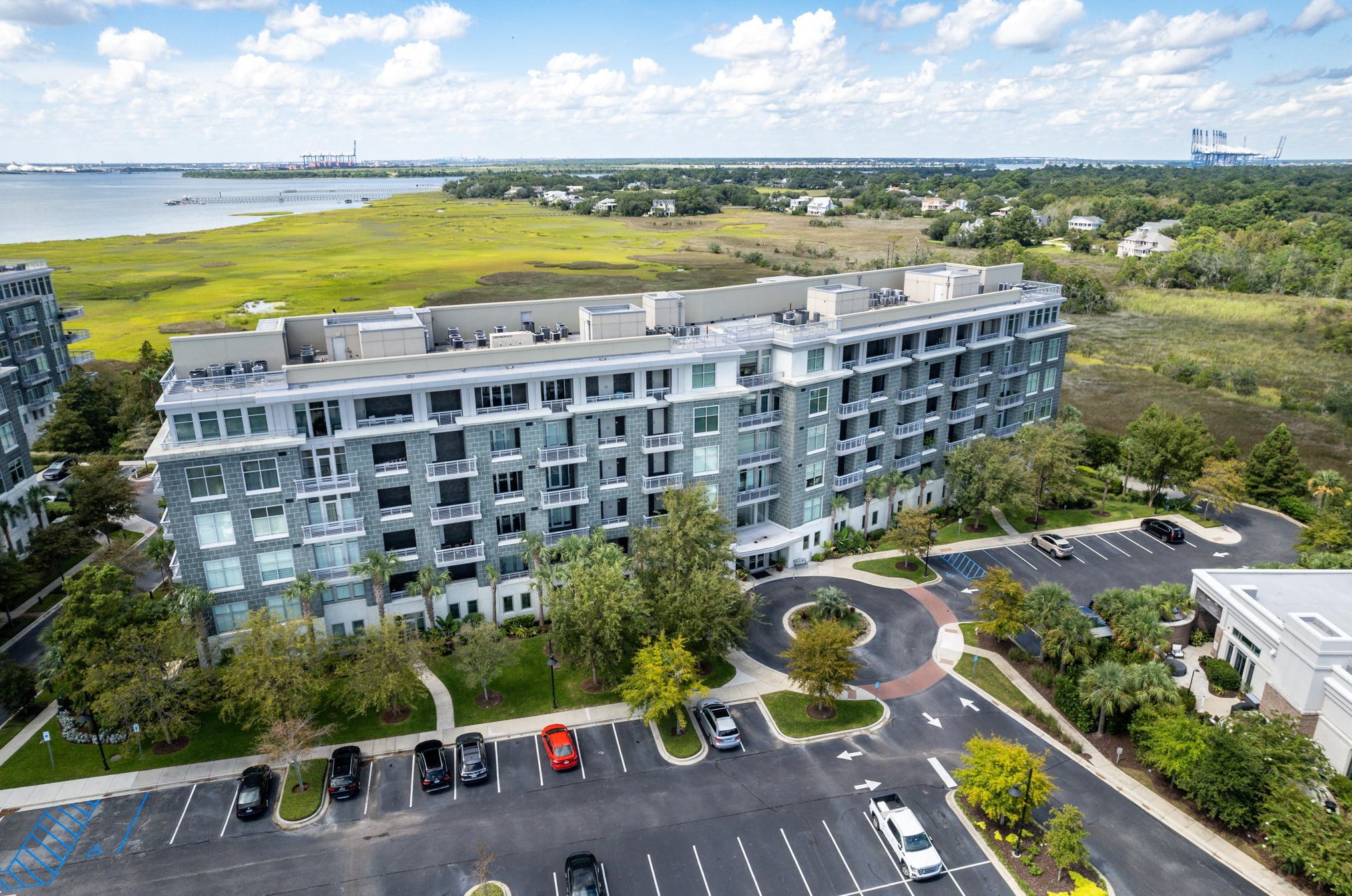318 Cooper River Dr, Mount Pleasant, SC 29464