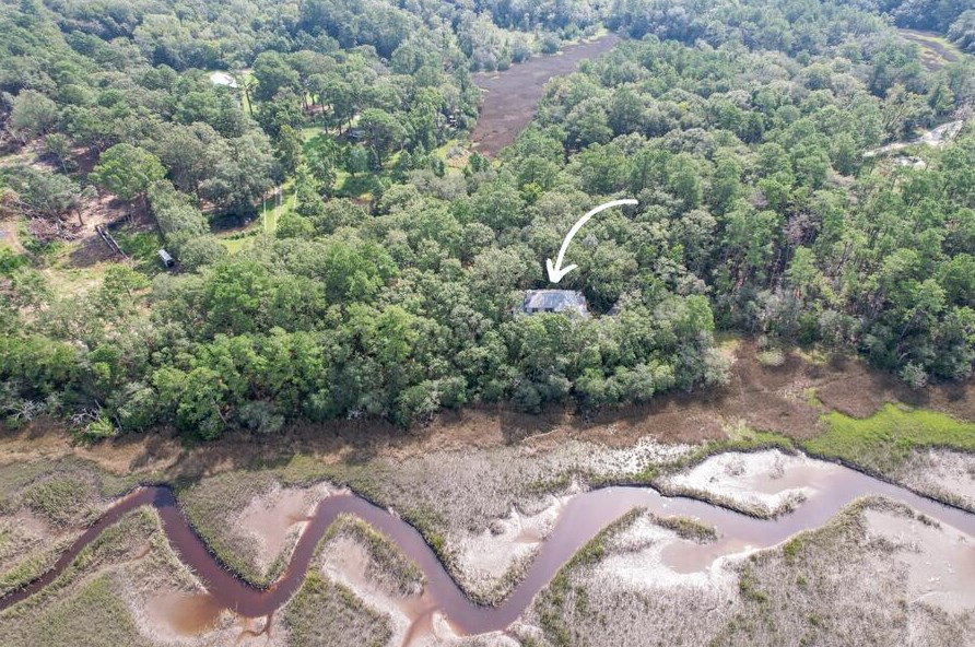1424 Cooke Rd, Johns Island, SC 29455