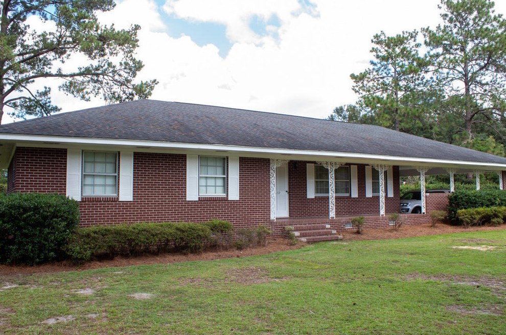 1172 Bennett Cir, Holly Hill SC  29059-2721 exterior