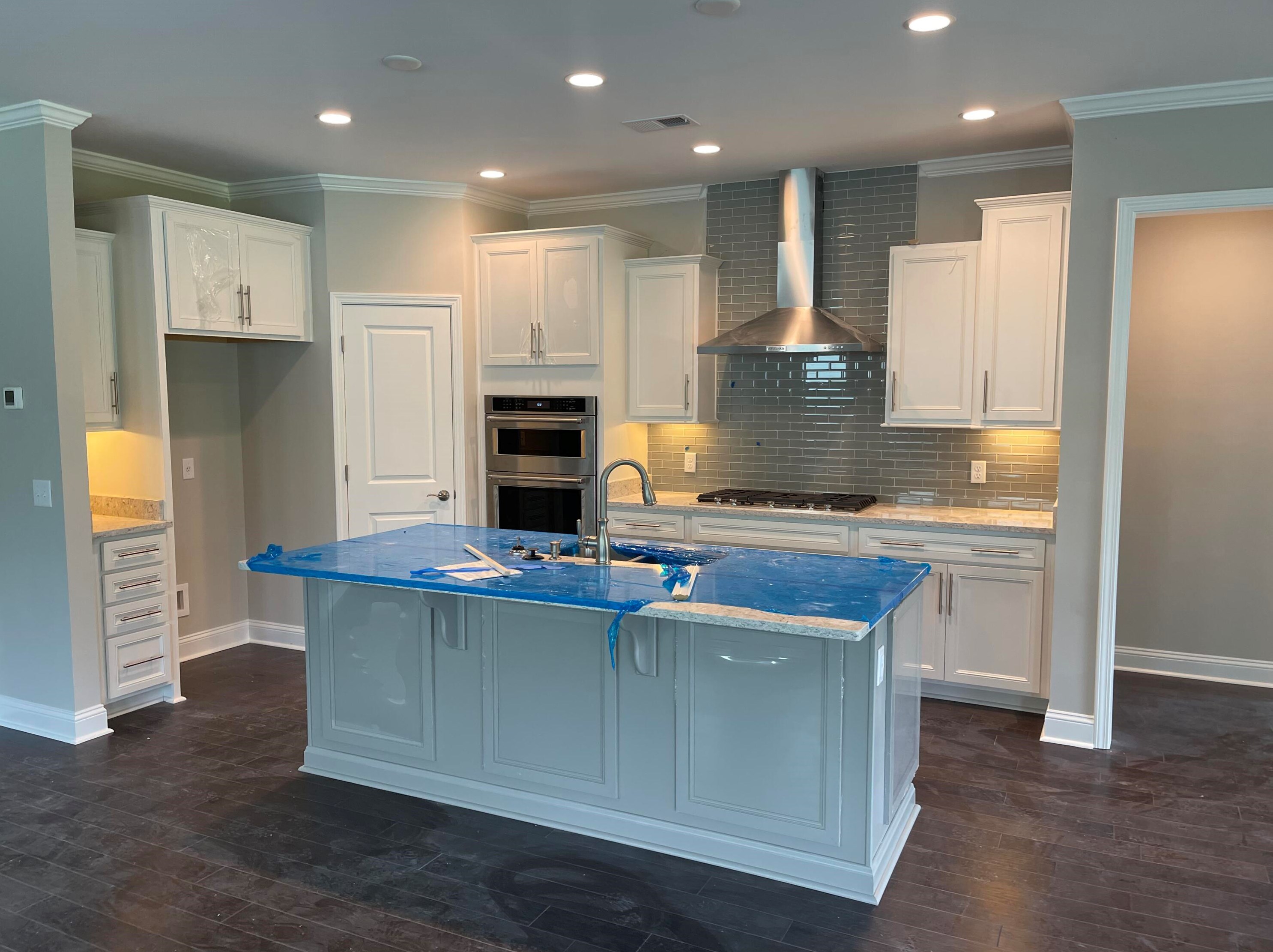 153 Garden Ln, Summerville, SC 29486-2518