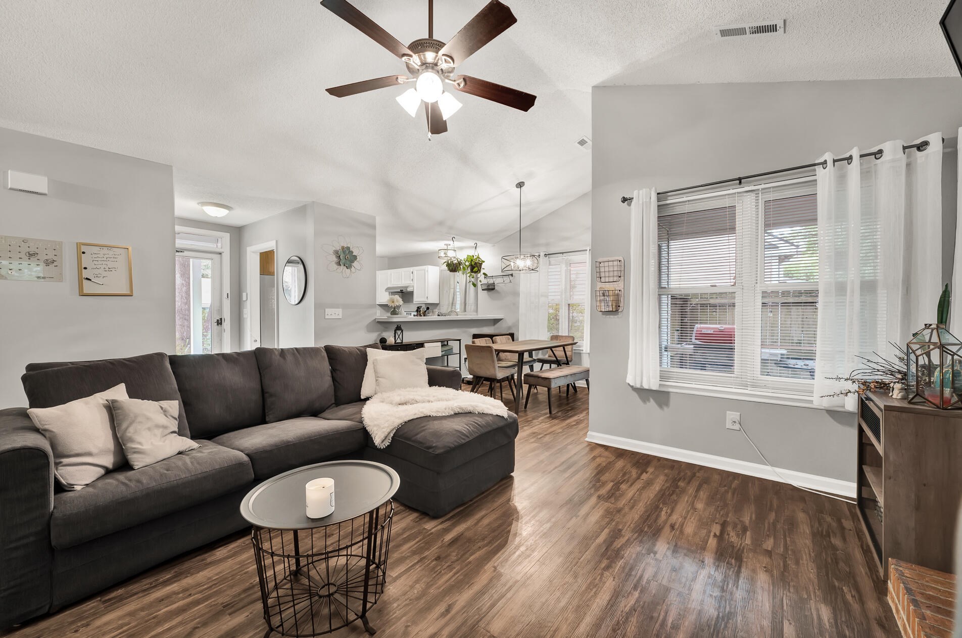 512 Salterton St, Summerville, SC 29485-4060