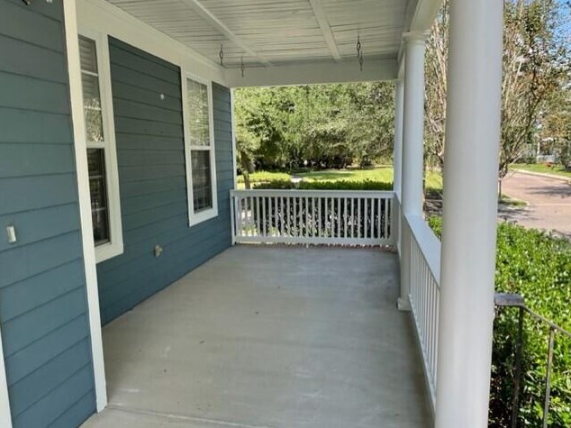 200 Barberry St, Summerville, SC 29483-5548