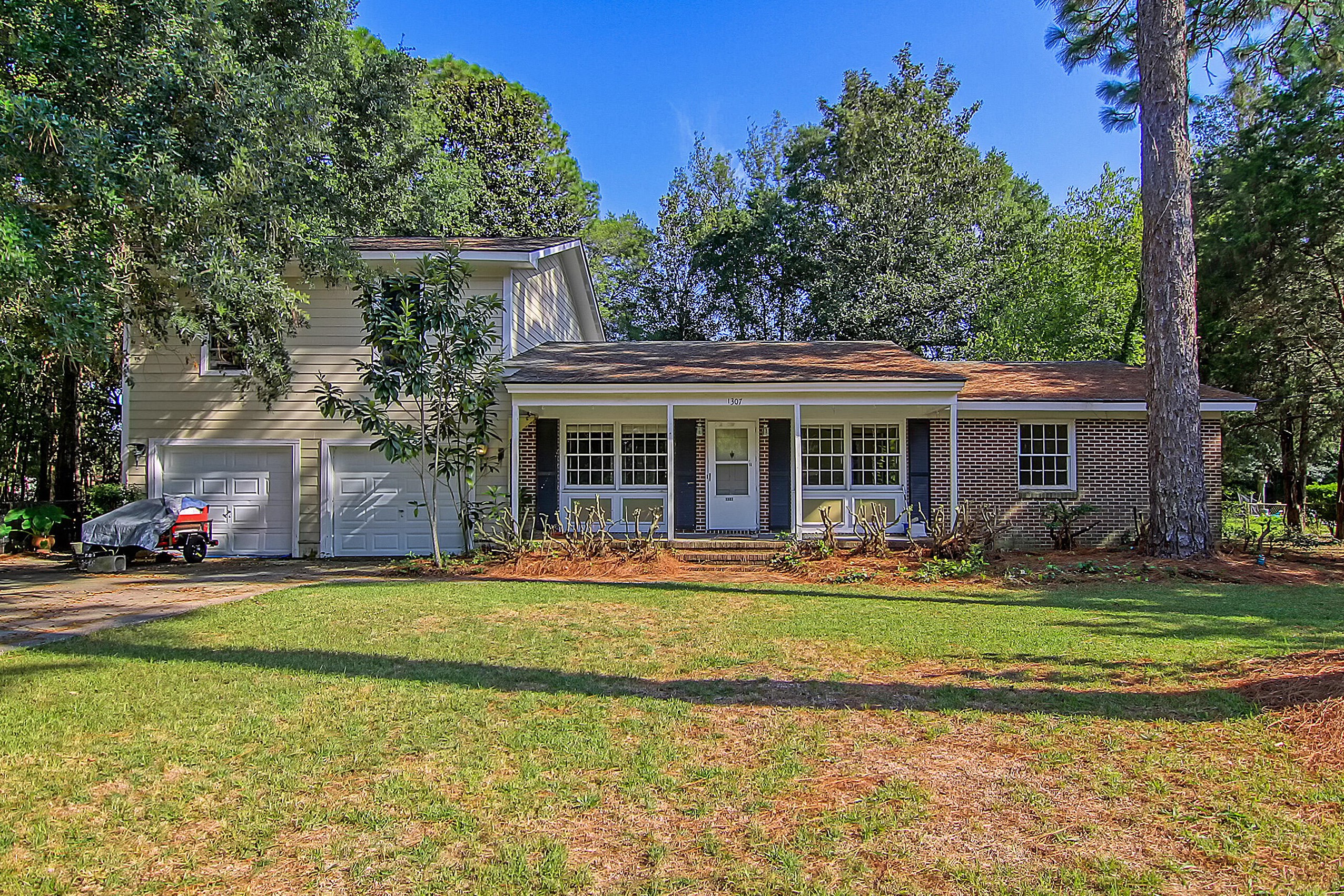 1307 Penny Cir, Mount Pleasant, SC 29464-4252