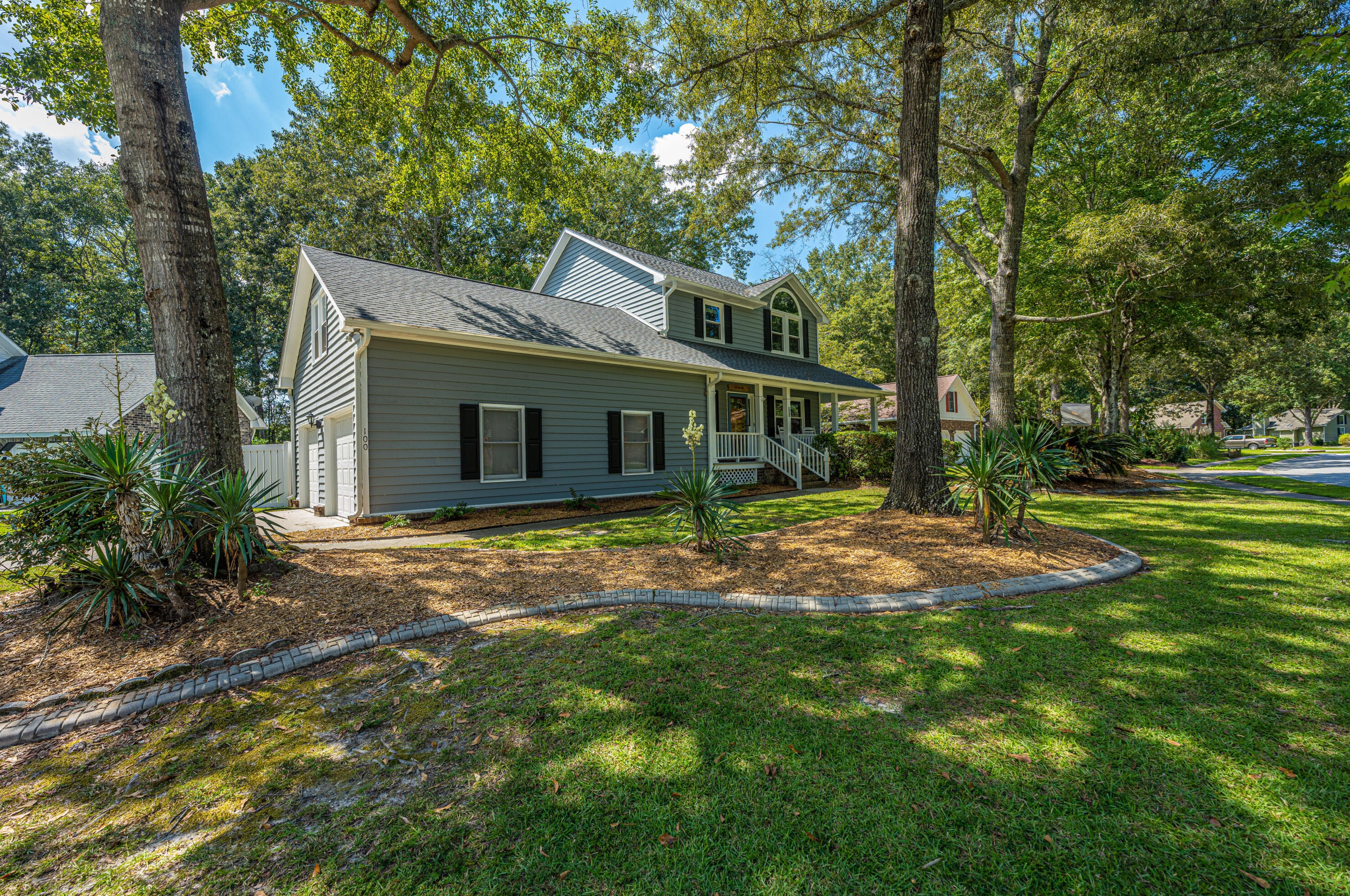 100 Winchester Cir, Charleston, SC 29445-5471