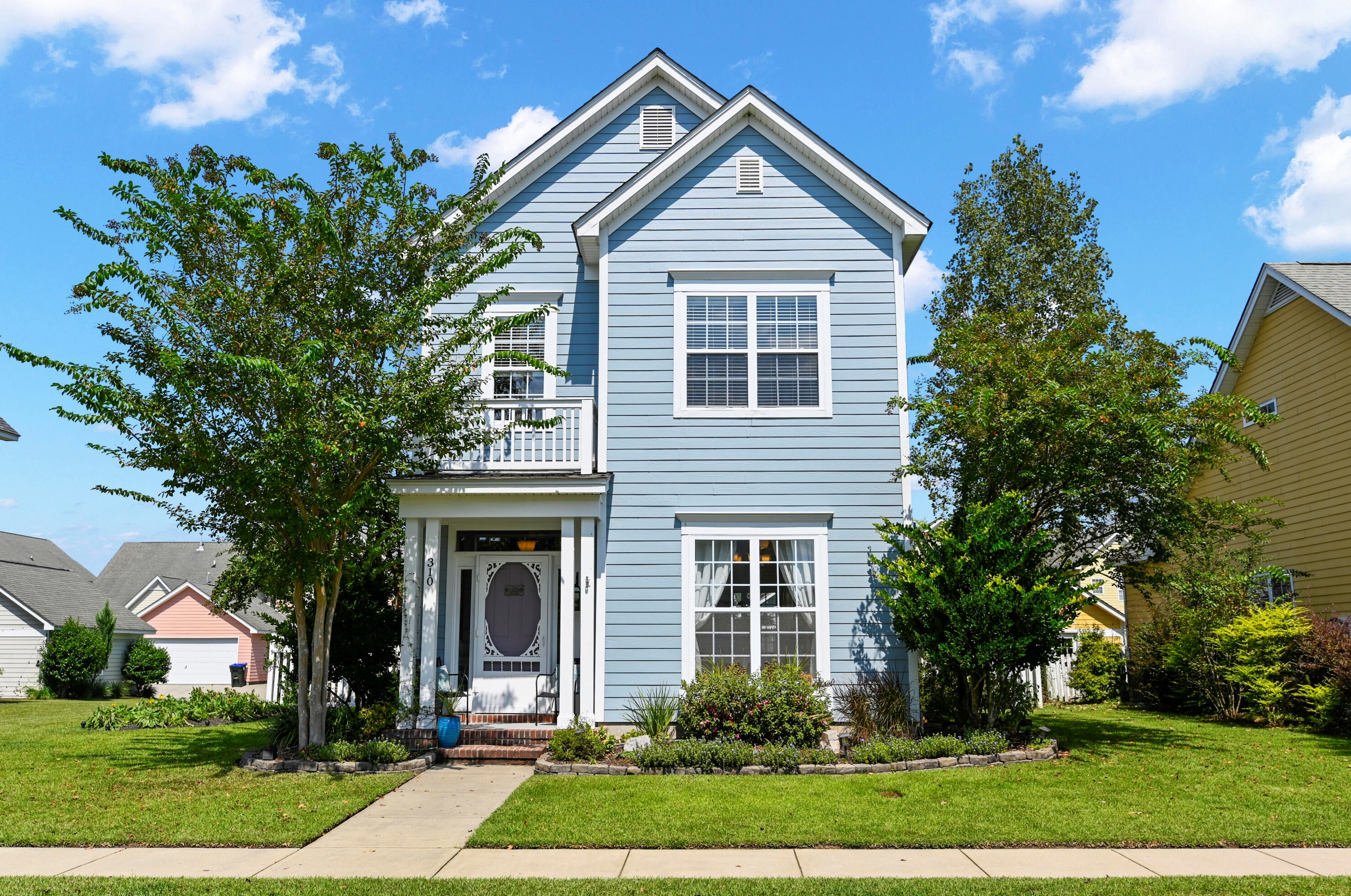 310 Foxglove Ave, Summerville, SC 29483-5566