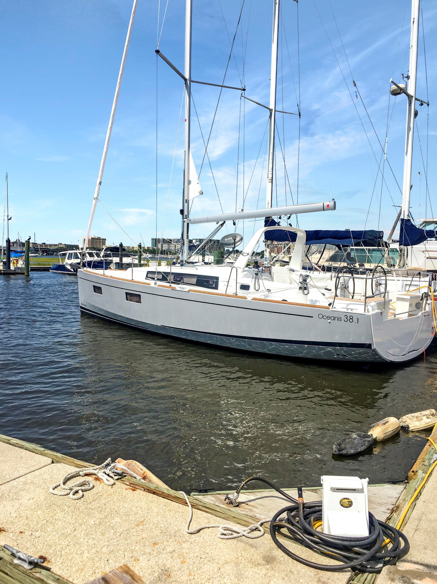 4 Transom Ct, Charleston, SC 29407-7579