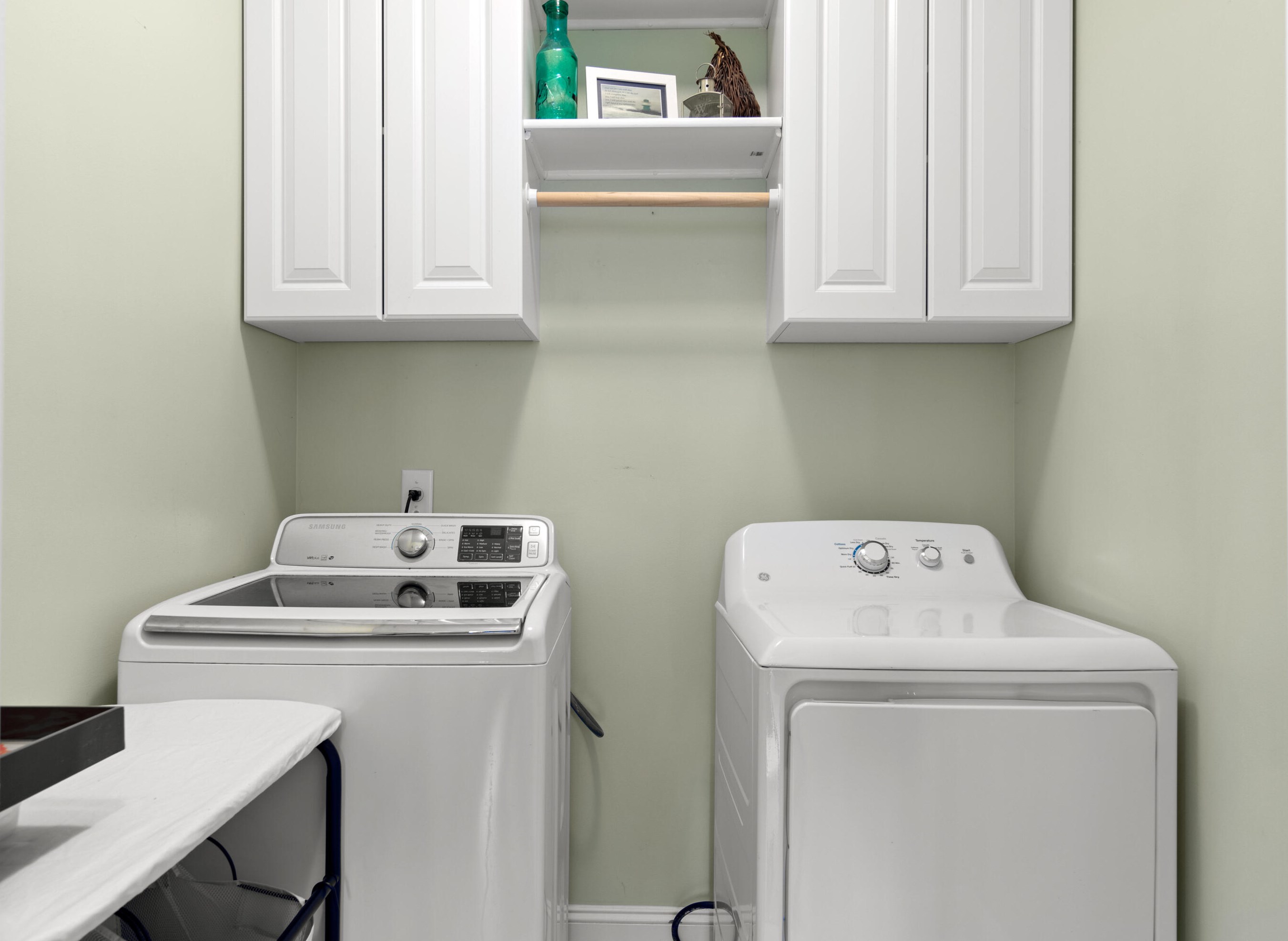 411 Whispering Breeze Ln, Summerville SC  29486 exterior