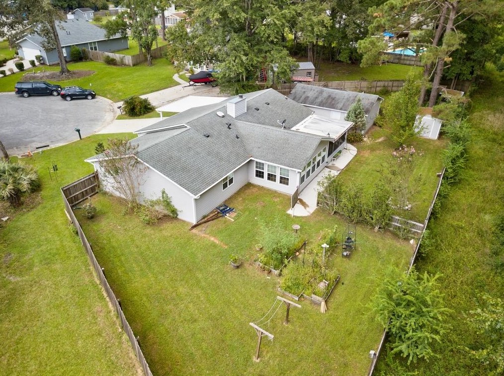 14 Inverary Ct, Charleston, SC 29414-6927