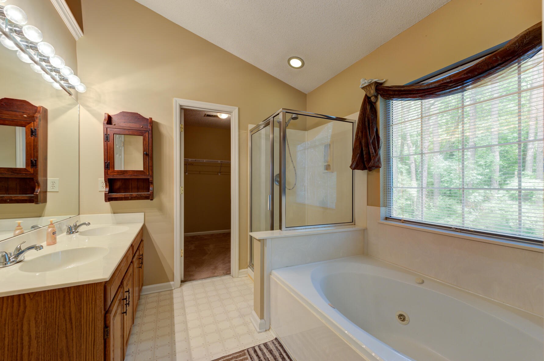 117 Isherwood Dr, Charleston SC exterior