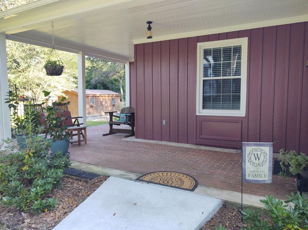 200 Warren St, Walterboro SC  29488-4157 exterior
