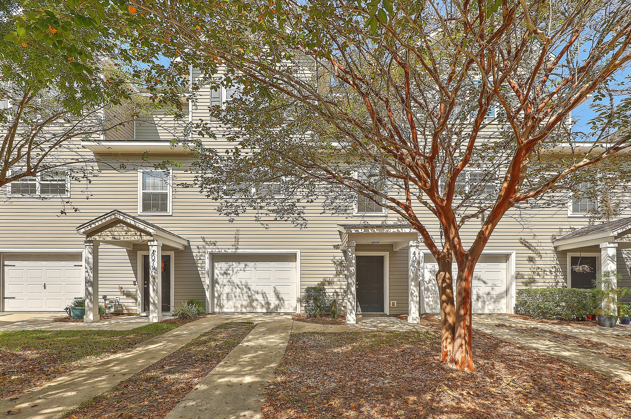 4077 Babbitt St, Charleston, SC 29414-6065
