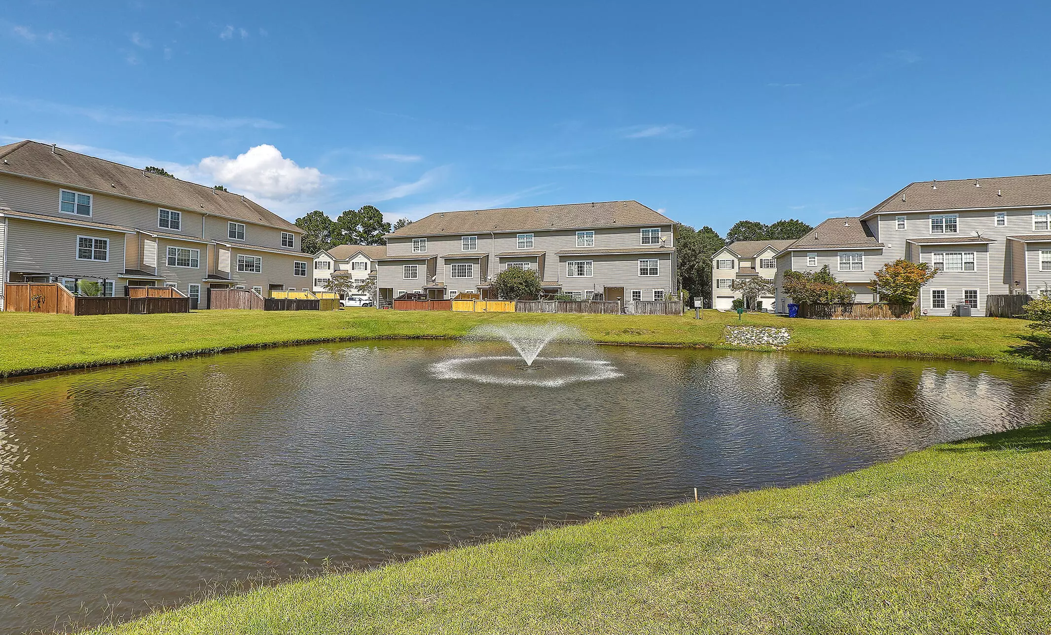 4077 Babbitt St, Charleston SC 29414-6077 exterior