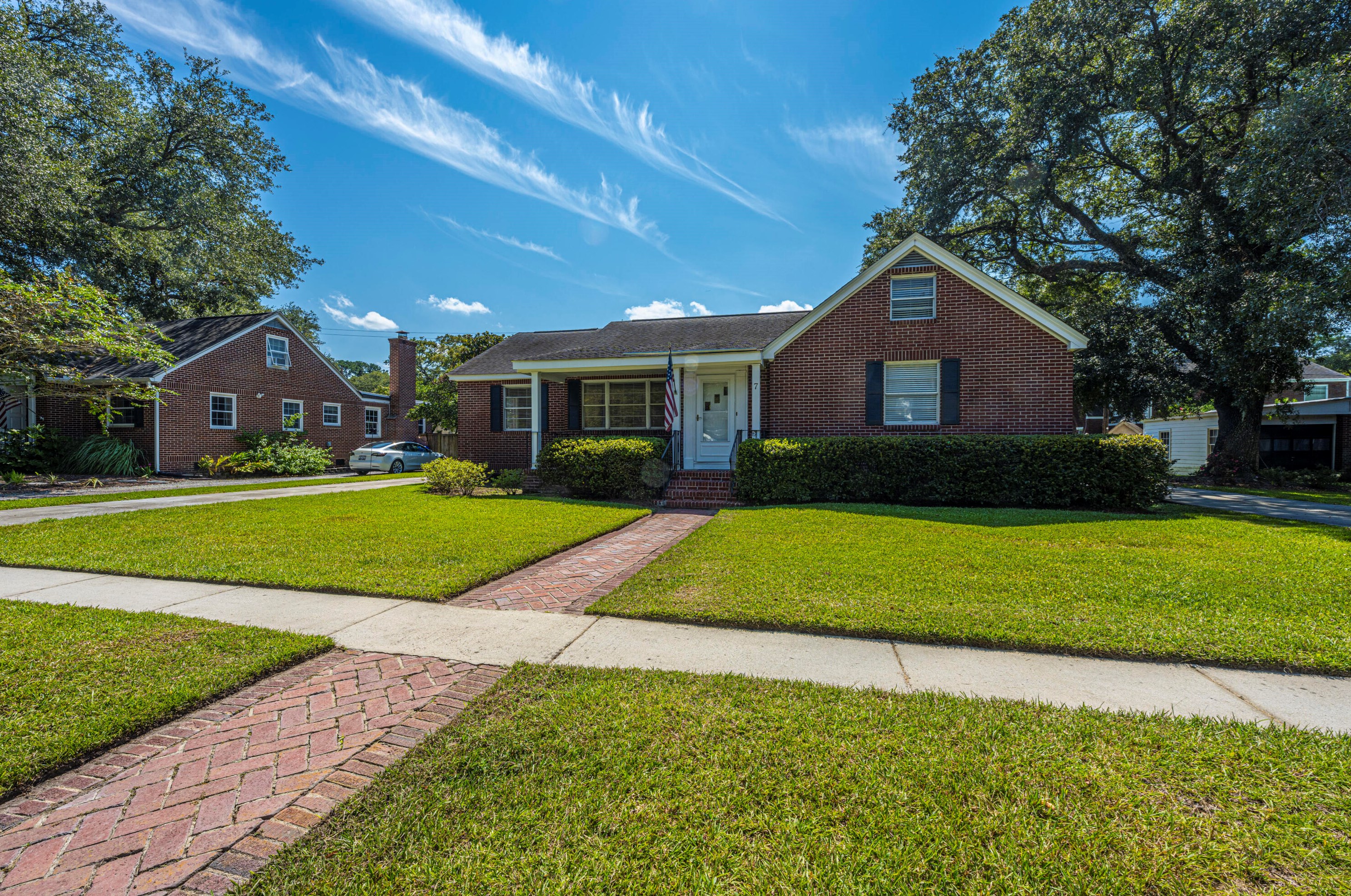7 Brennon St, Charleston, SC 29407-7223