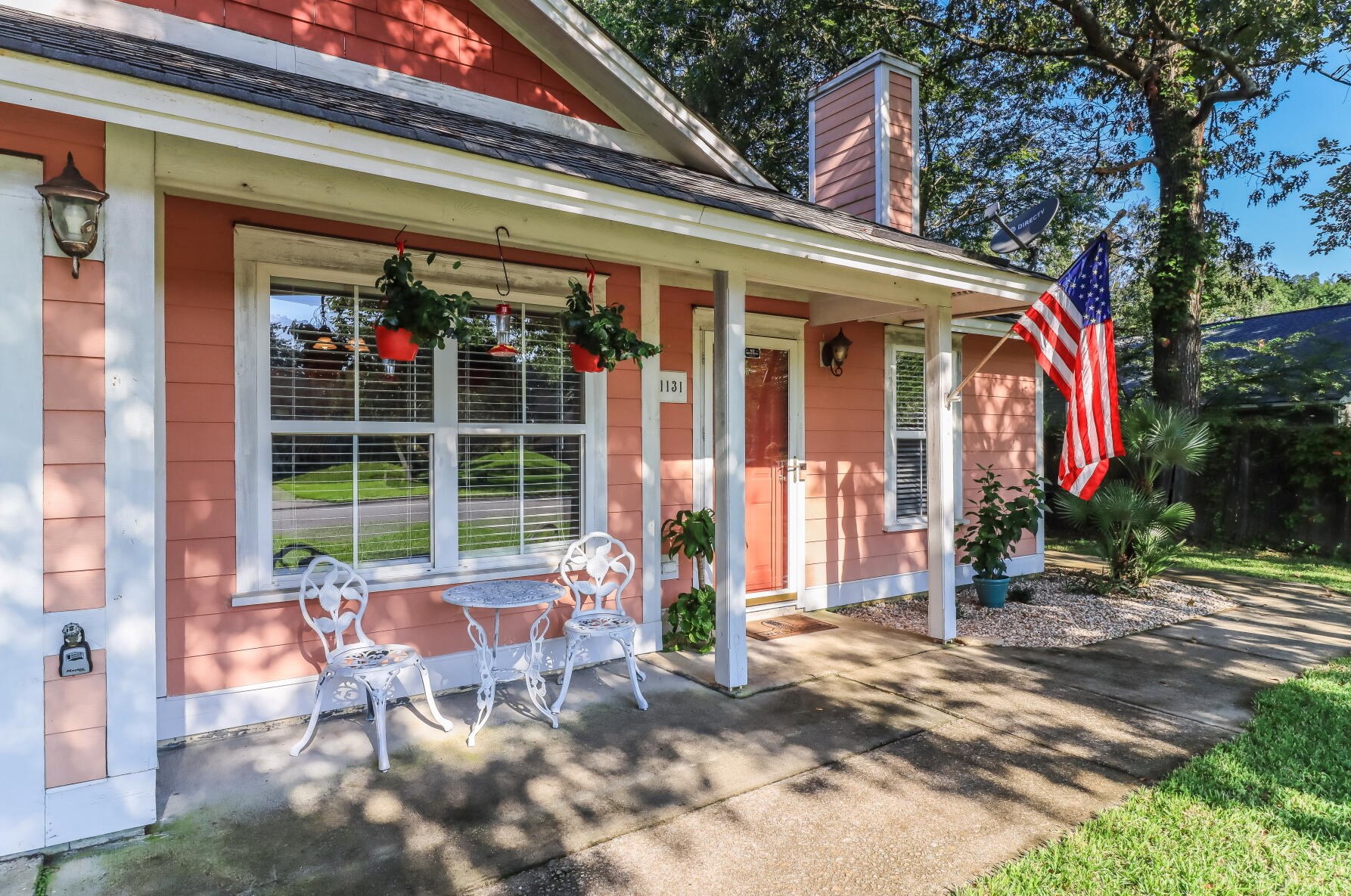 1131 Bellwood Rd, Charleston, SC 29412-9363