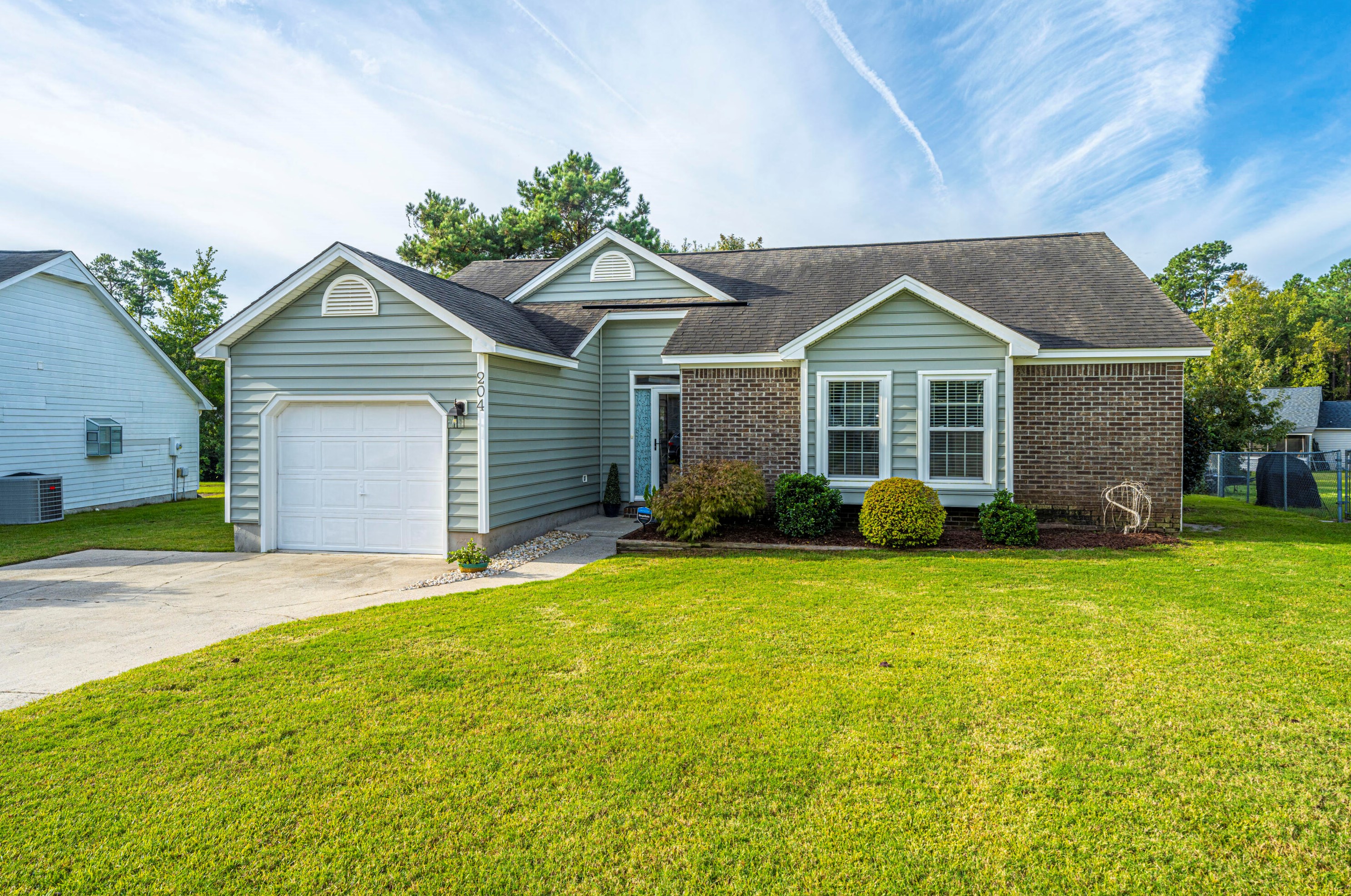 204 Persimmon Cir, Charleston, SC 29445-5739