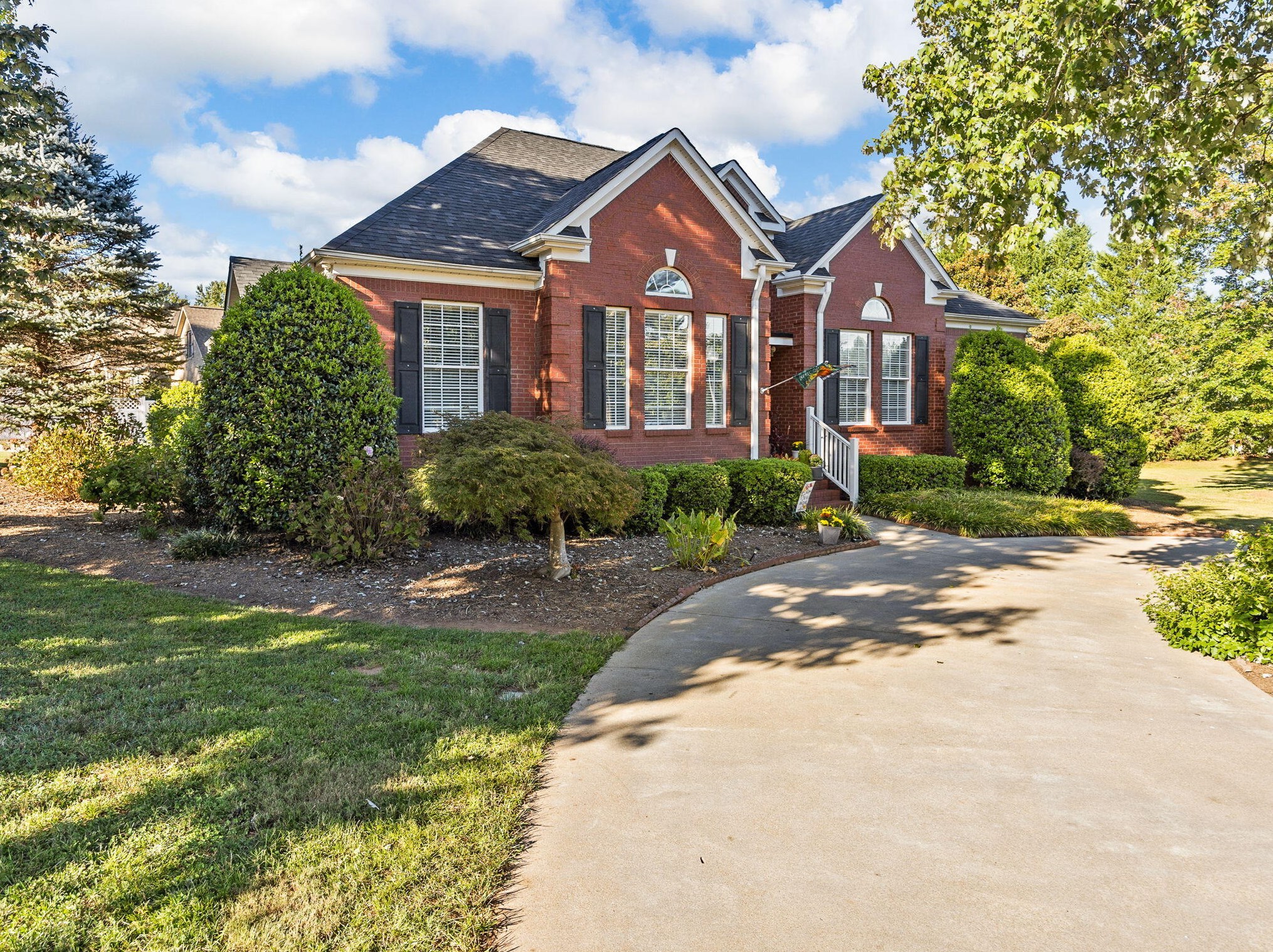 104 Lakewinds Blvd, Inman, SC 29349