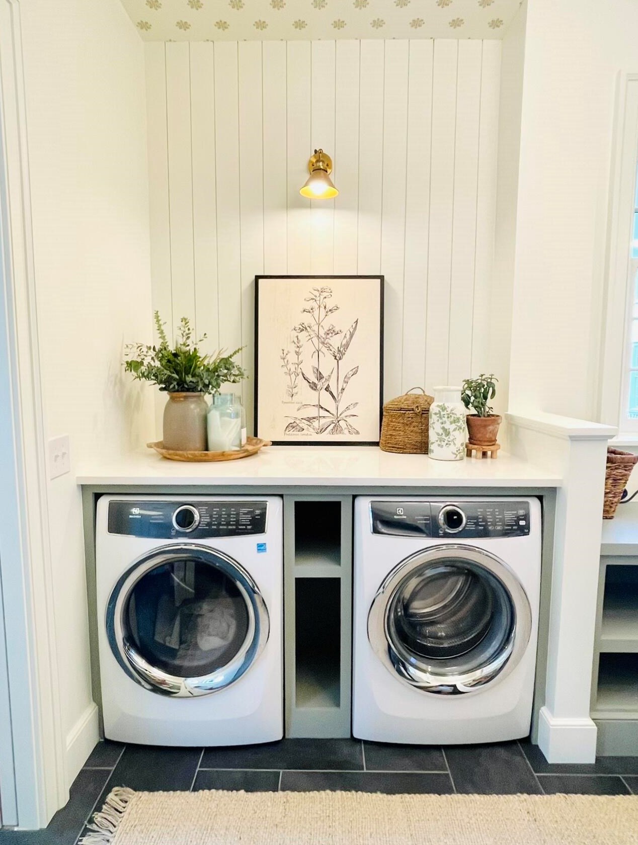 151 Queen St, Charleston SC  29401-1950 exterior