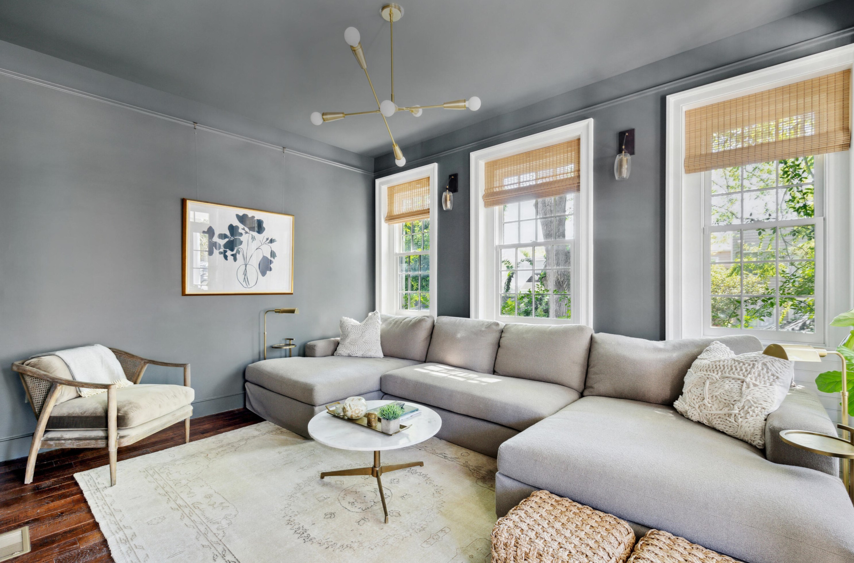 151 Queen St, Charleston SC  29401-1950 exterior