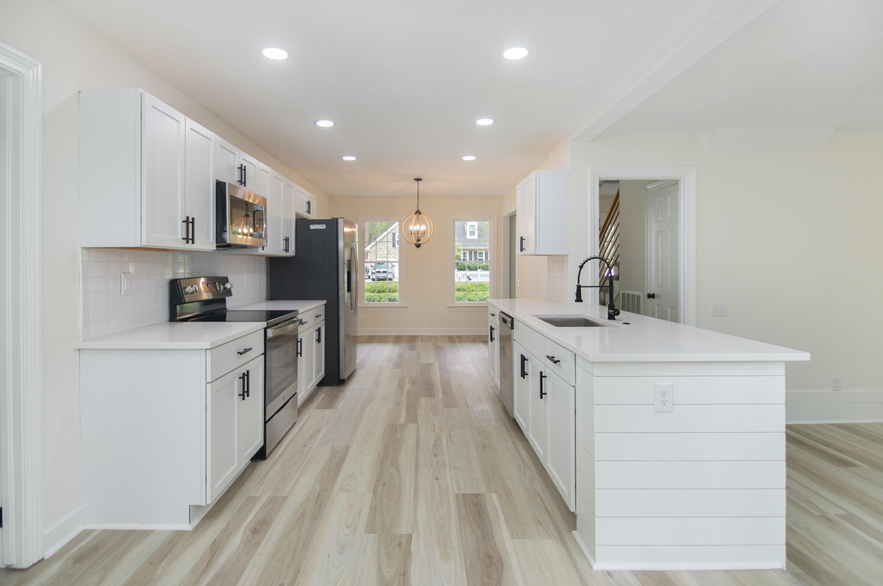 100 Towhee Dr, Summerville, SC 29485-7416