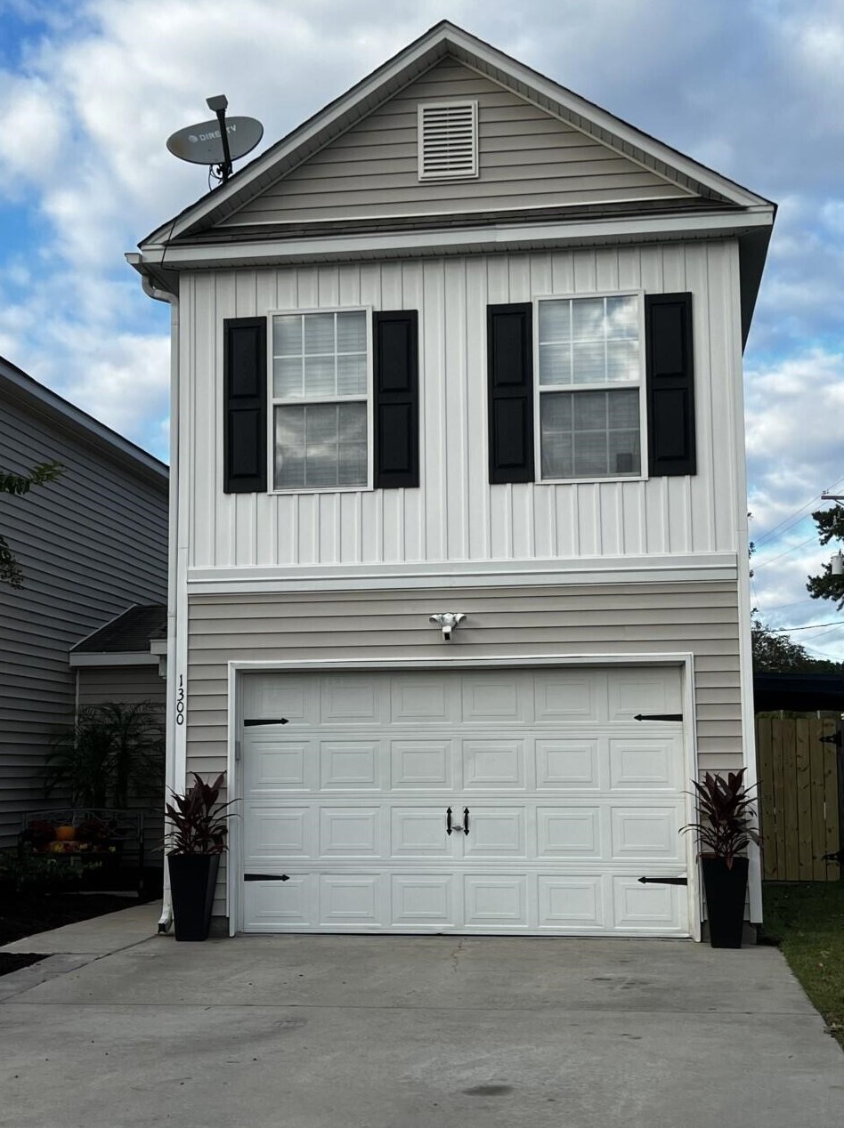 1300 Garland St, Charleston, SC 29420-7456