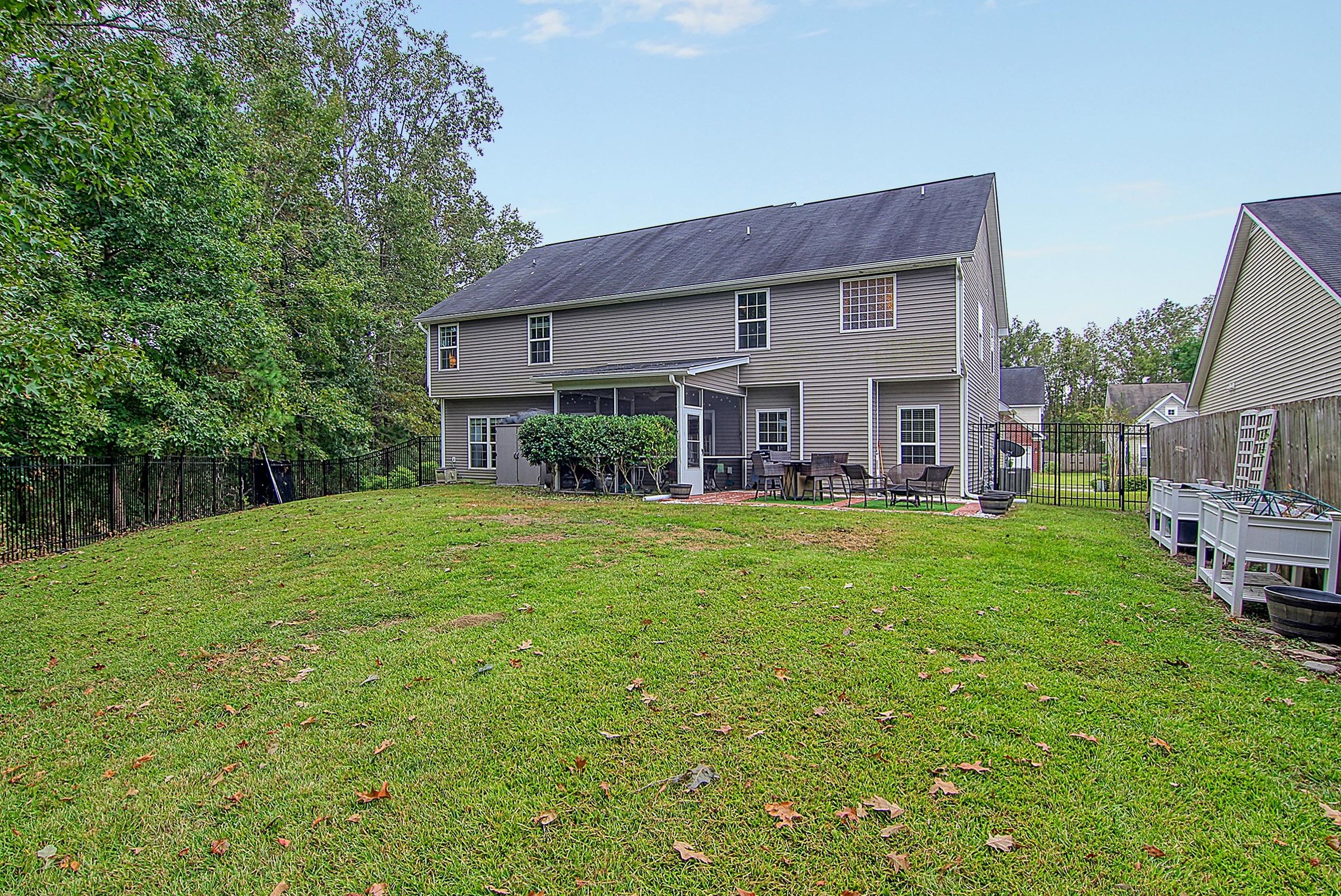 502 Chaff Ln, Moncks Corner SC  29461-8884 exterior