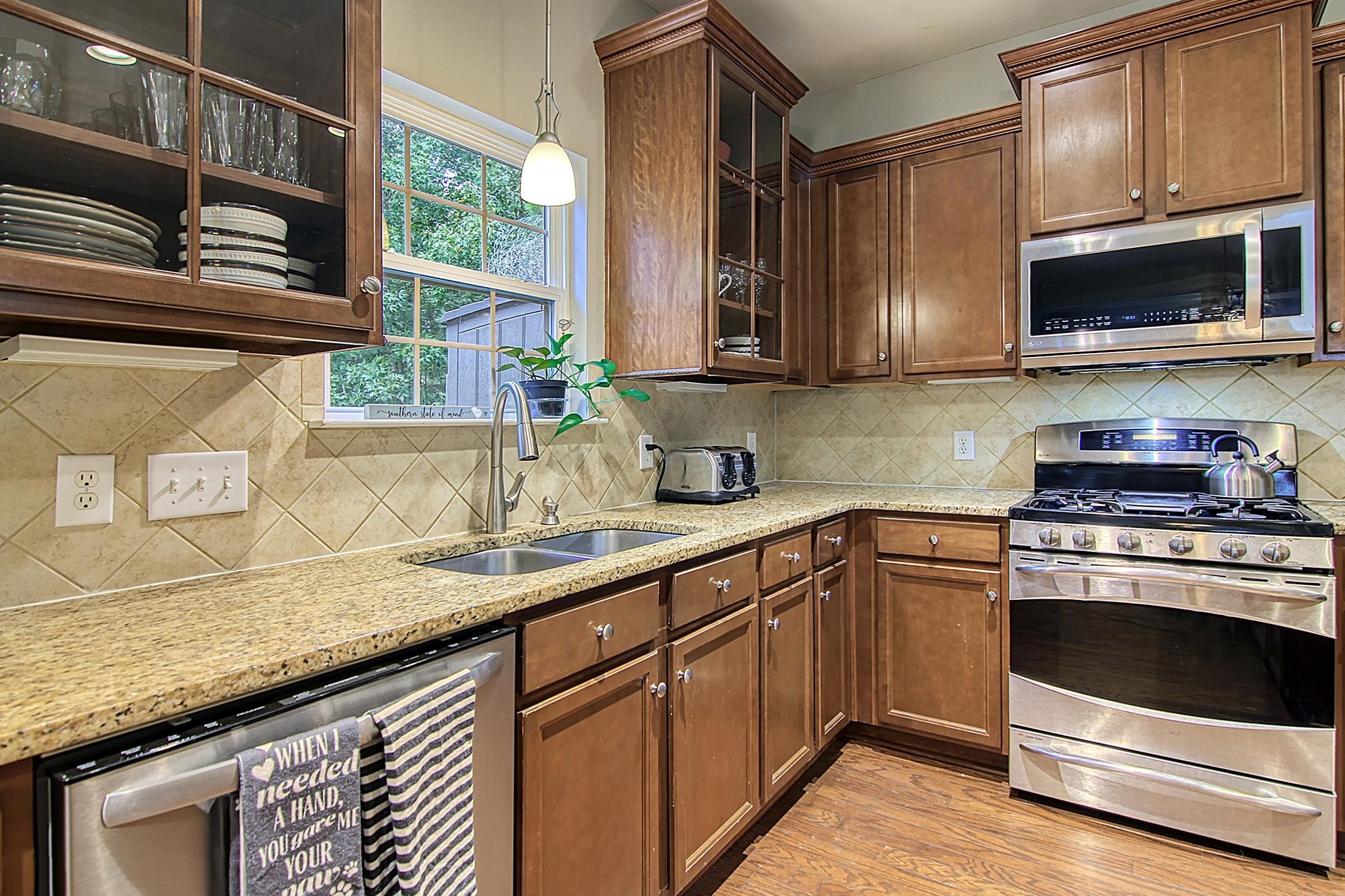 502 Chaff Ln, Moncks Corner SC  29461-8884 exterior