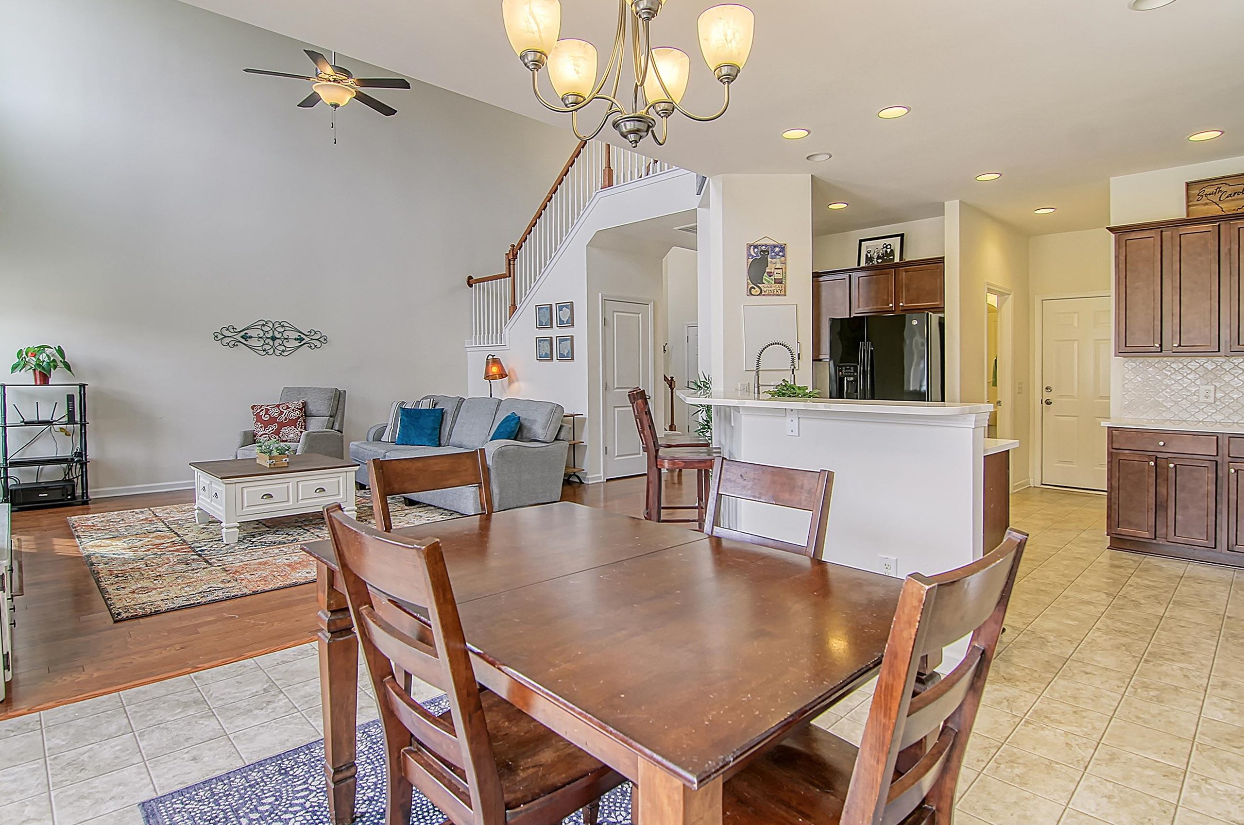 460 Whispering Breeze Ln, Summerville SC  29486 exterior