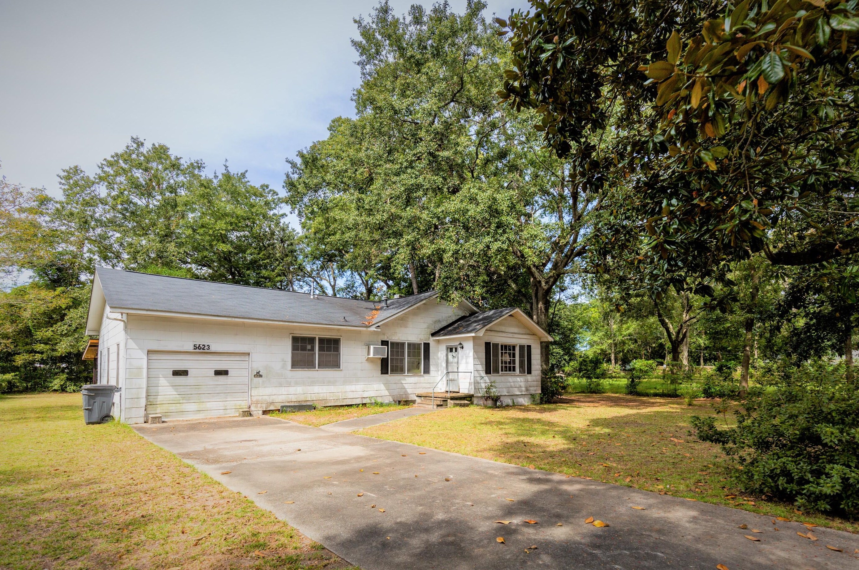 5623 Dobson St, Charleston, SC 29406-3218