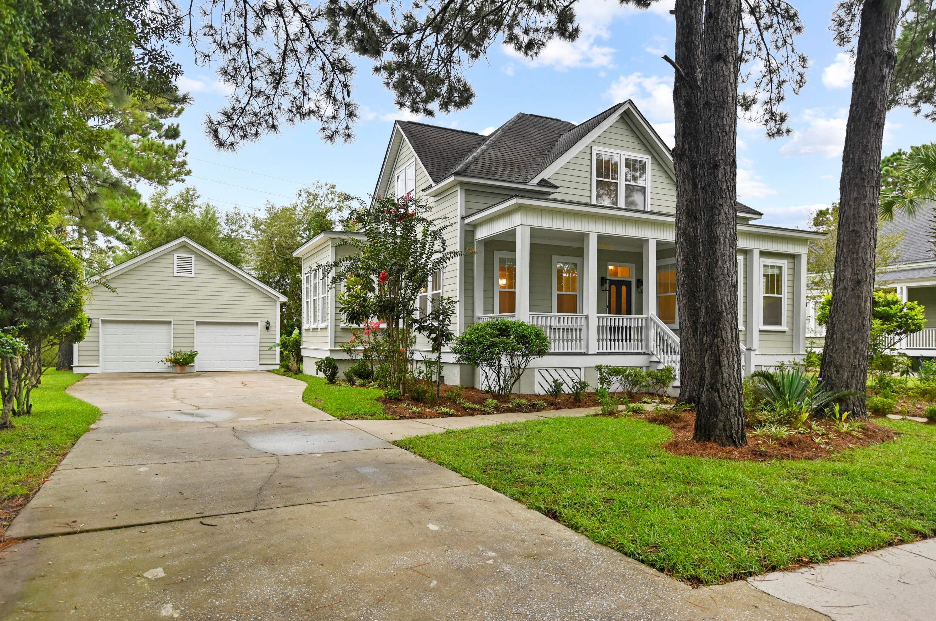 377 Shoals Dr, Mount Pleasant, SC 29464
