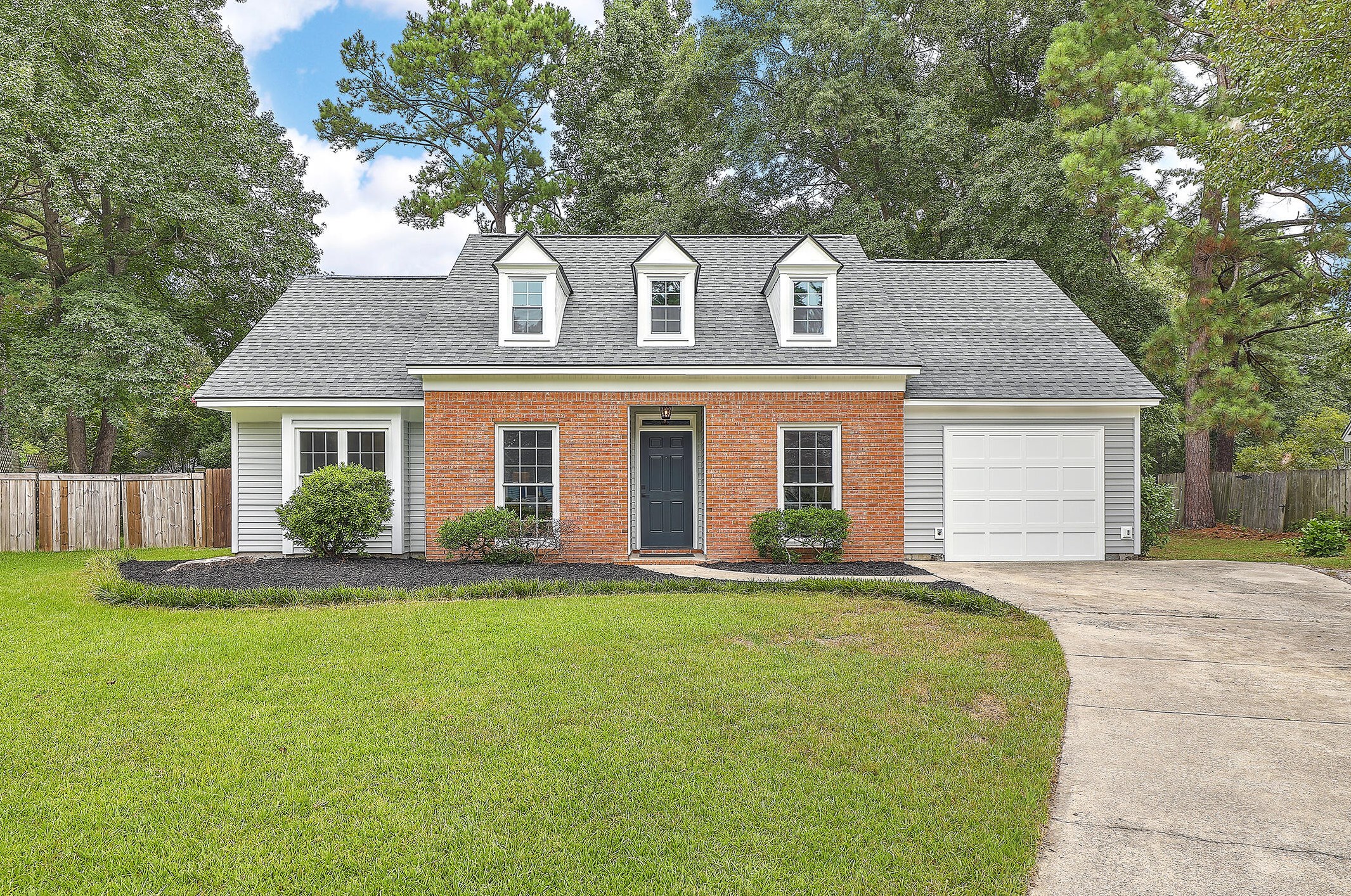 113 Macfarren Ln, Summerville, SC 29485-4062