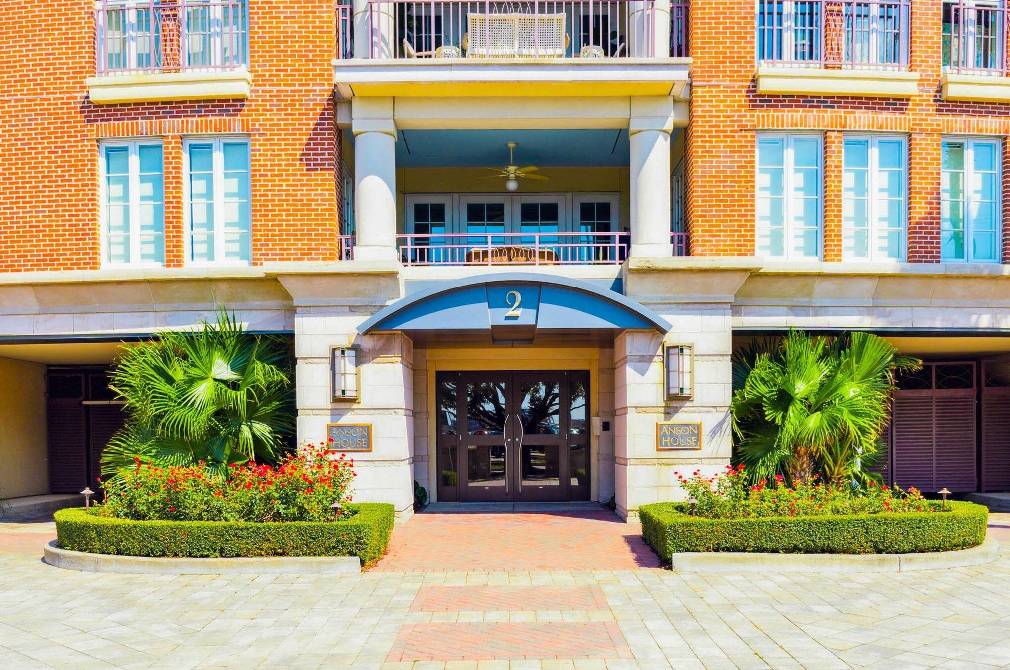2 Laurens St #3-g, Charleston, SC 29401