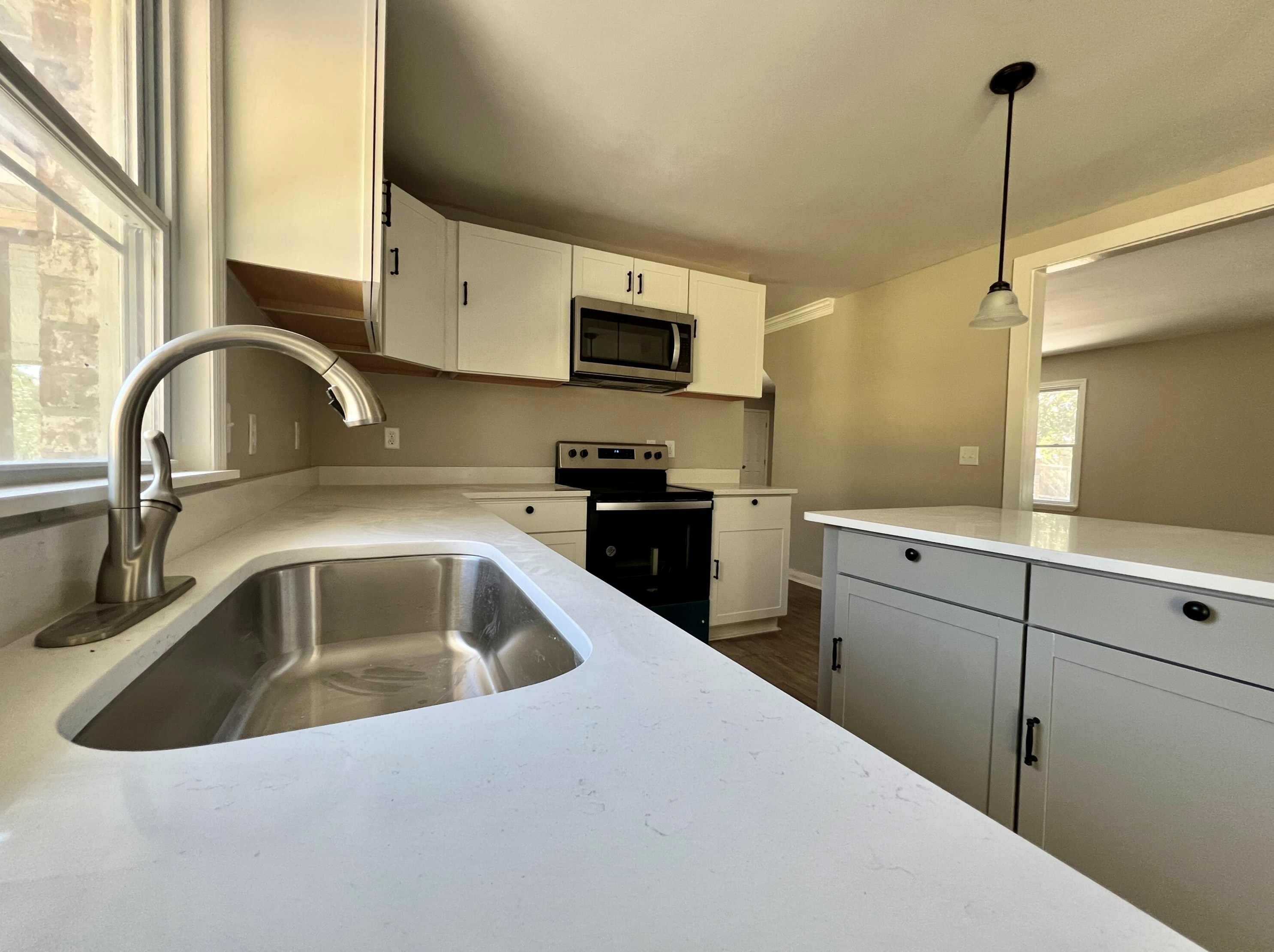 306 Cotie Ln, Moncks Corner SC  29461-7393 exterior