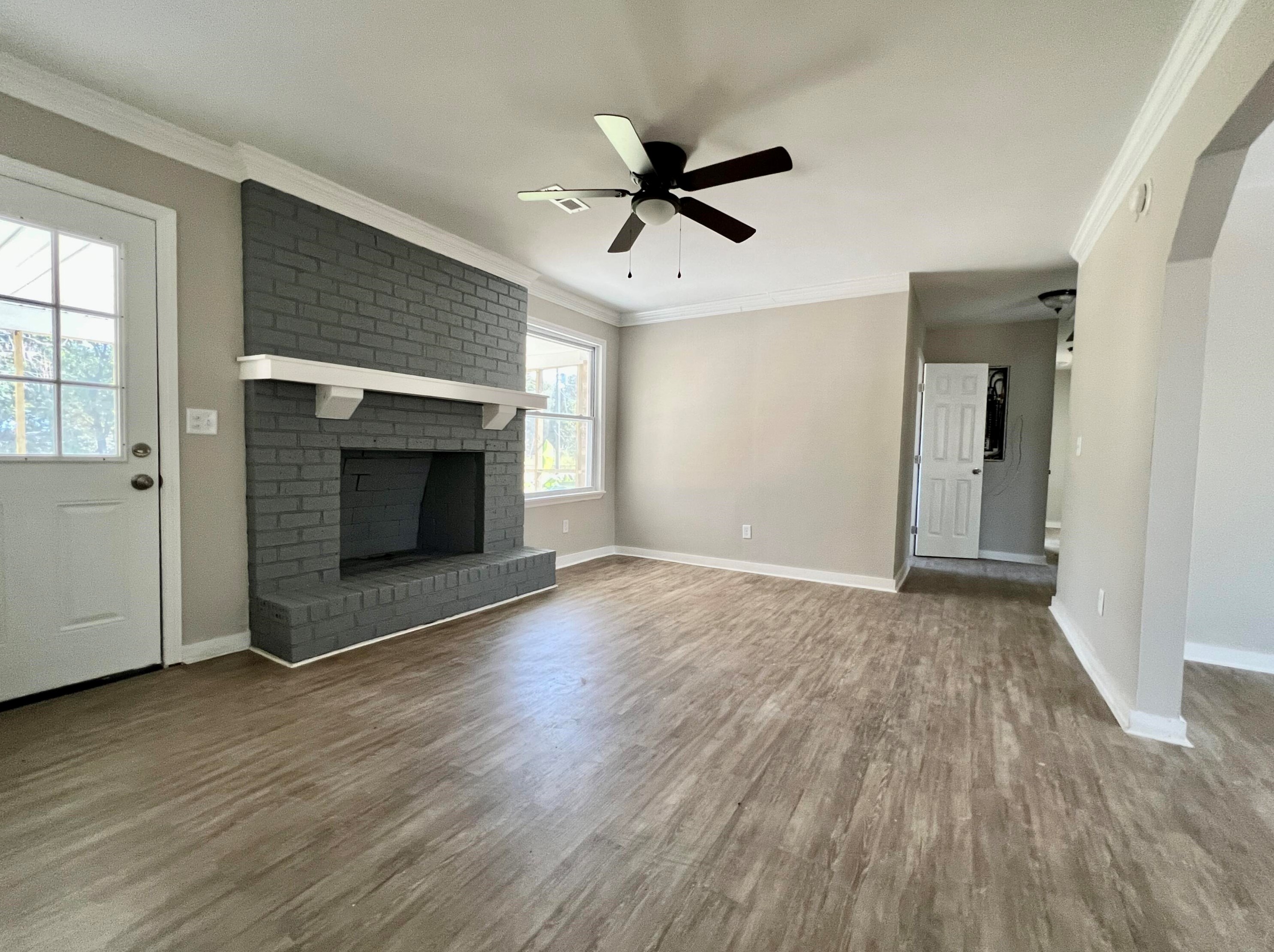 306 Cotie Ln, Moncks Corner SC  29461-7393 exterior