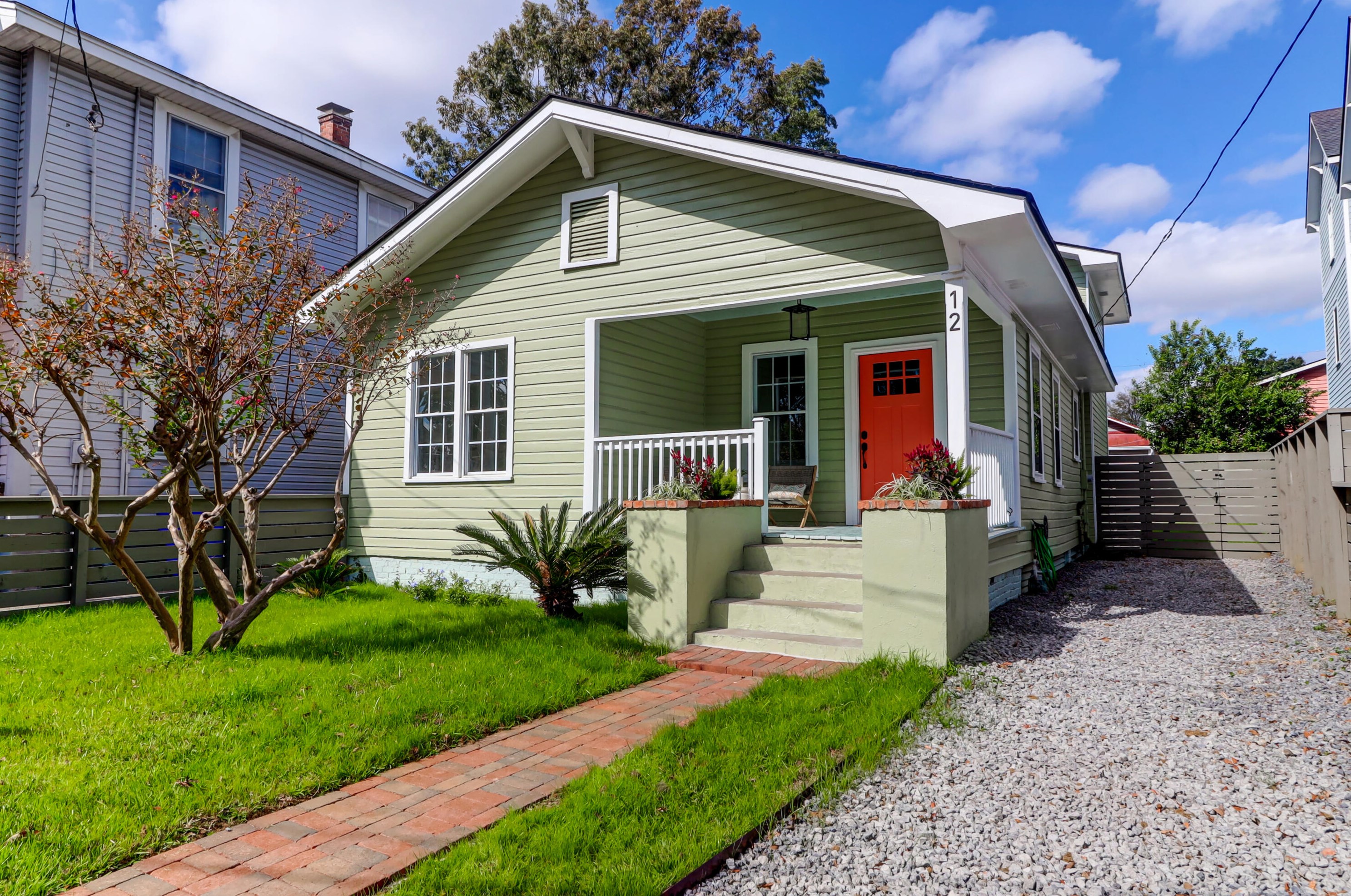 12 Simons St, Charleston, SC 29403-3716