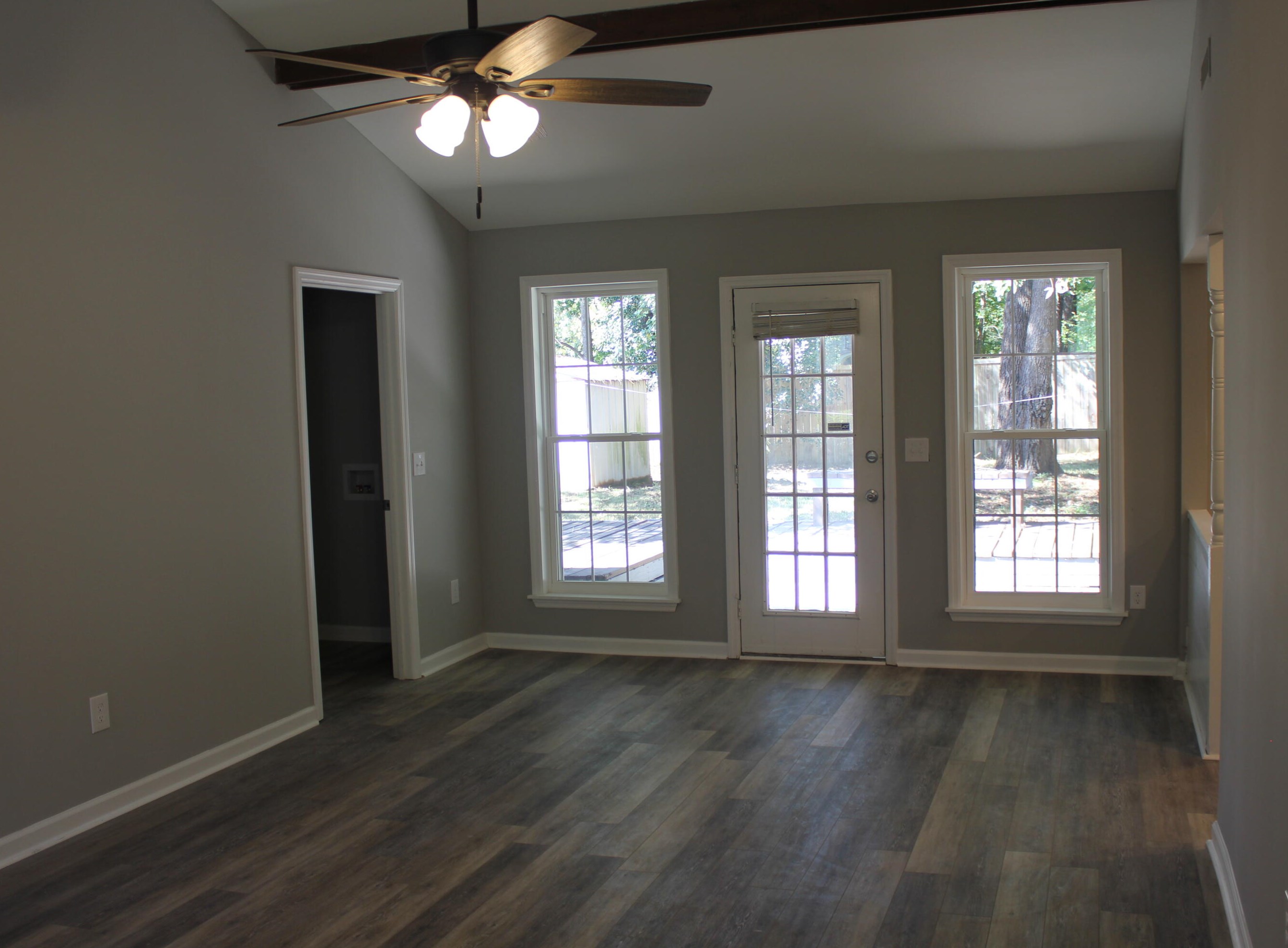 420 Terrier Rd, Charleston, SC 29445-5601