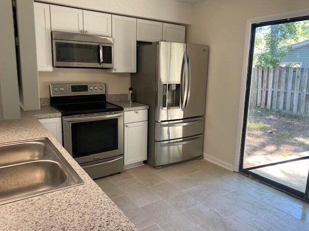 203 Weber Rd, Summerville, SC 29483-6244