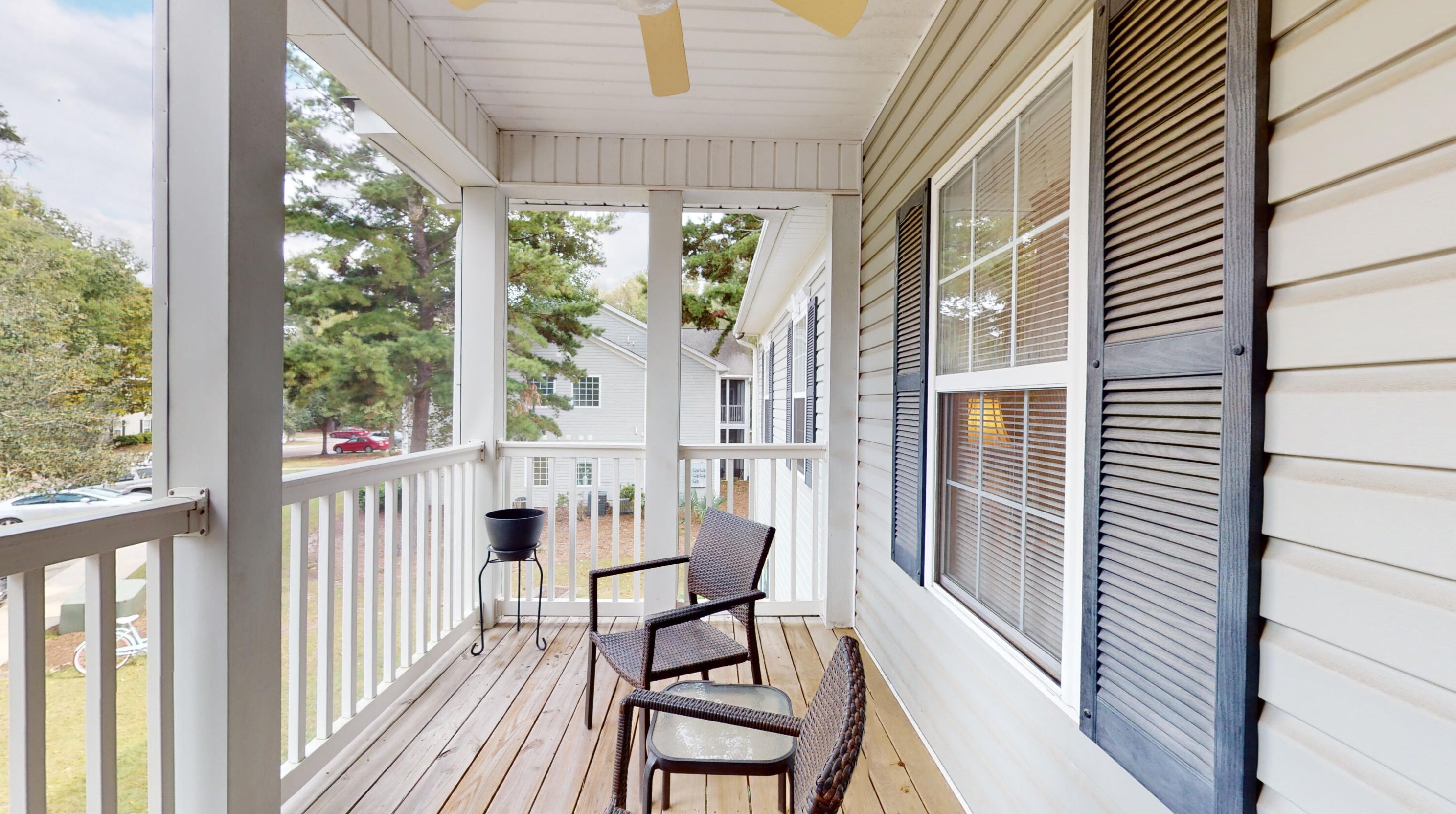 1205 Grove Park Dr, Charleston, SC 29414-9150