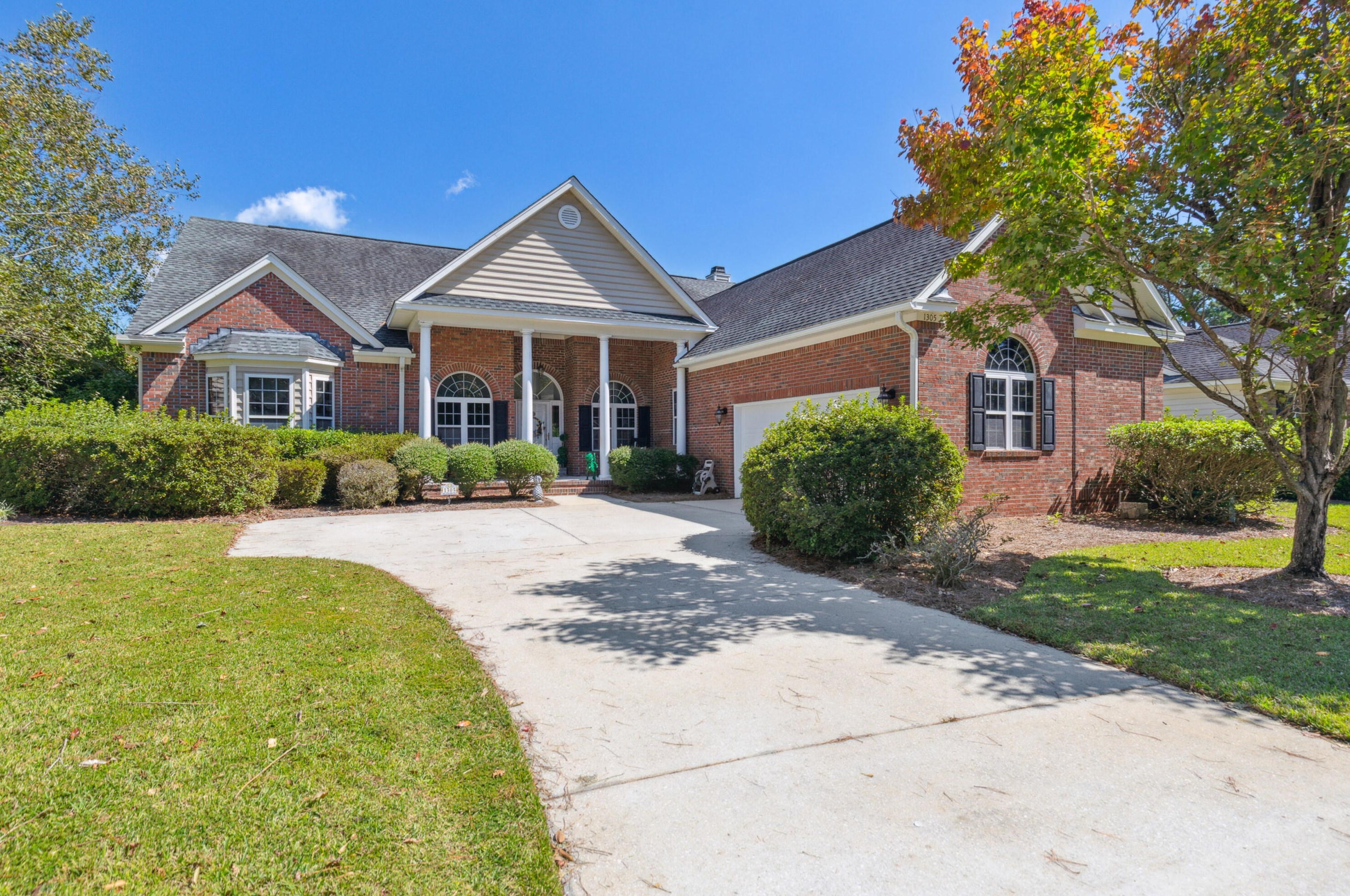 1305 Royal Links Dr, Mount Pleasant, SC 29466
