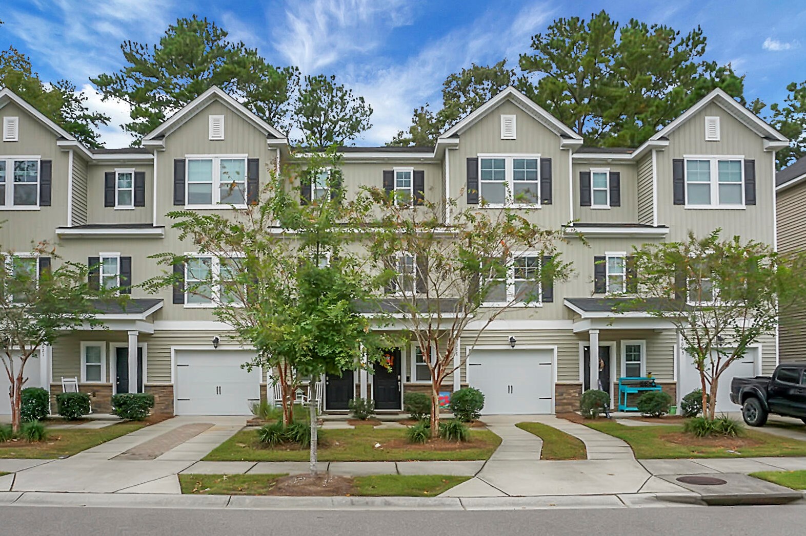 4017 Hartland St, Charleston, SC 29414-6094
