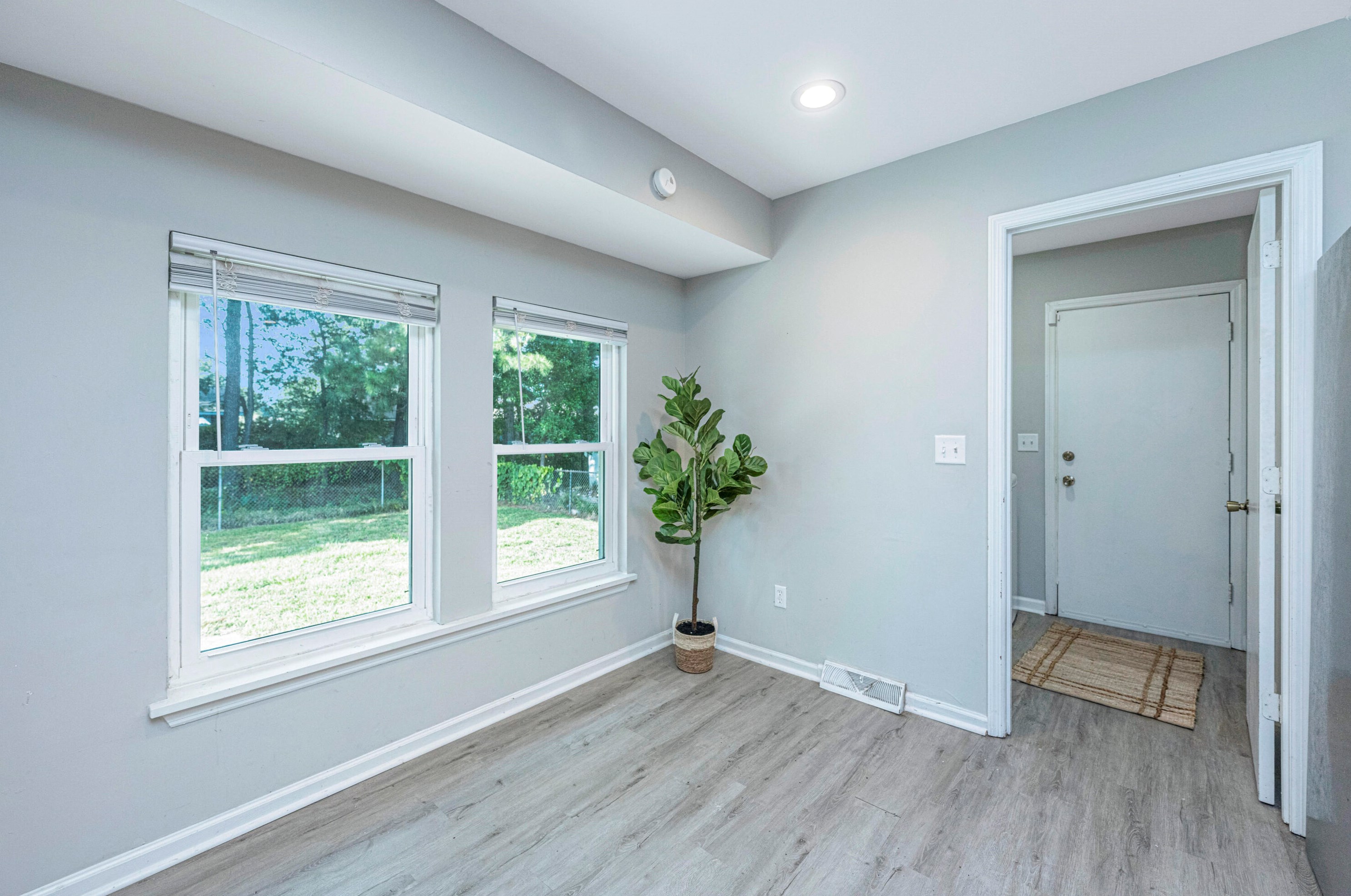 241 Foxborough Rd, Charleston SC  29445-2753 exterior