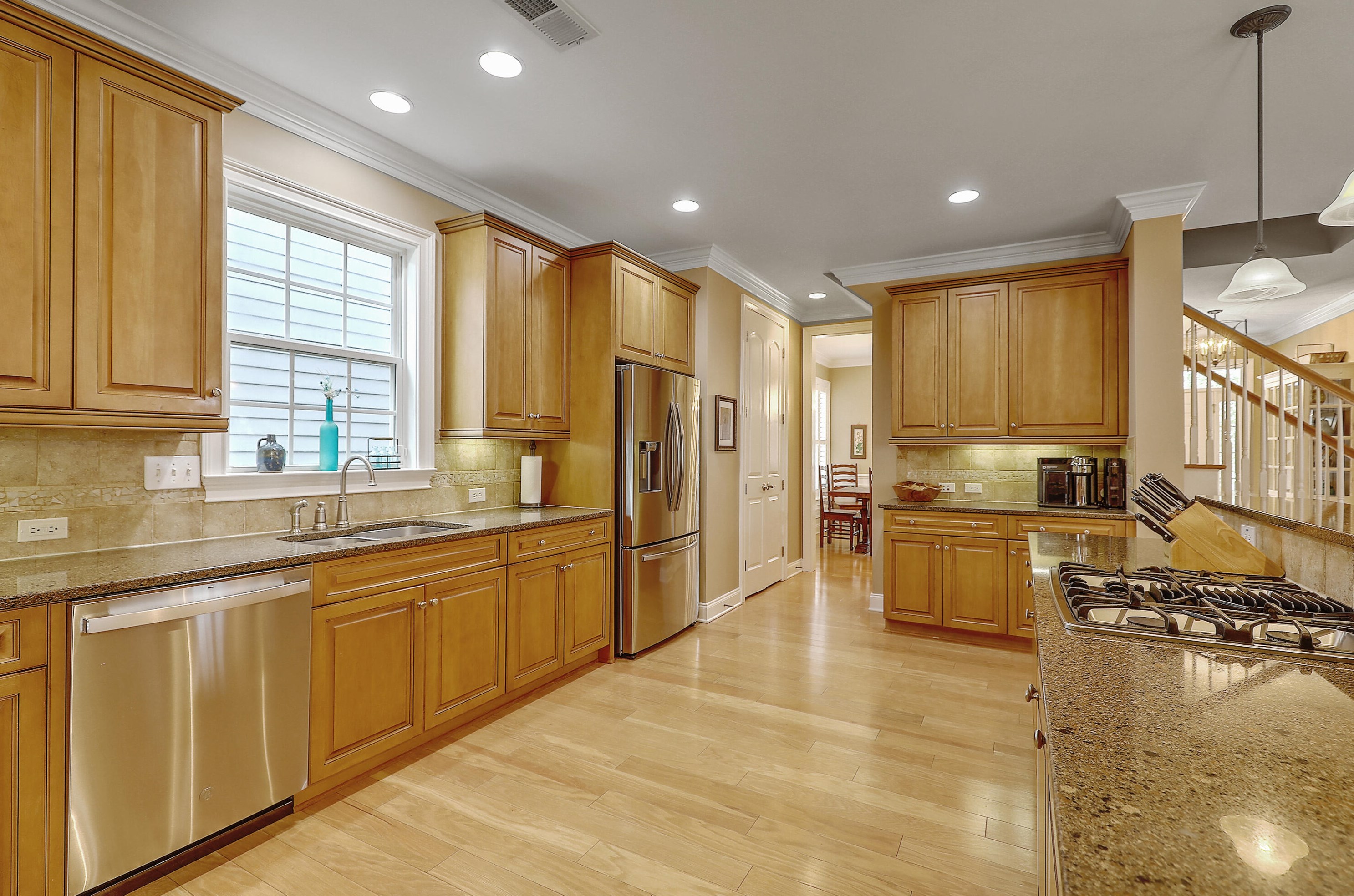 8047 Gibbon St, Charleston SC 29492-8351 exterior