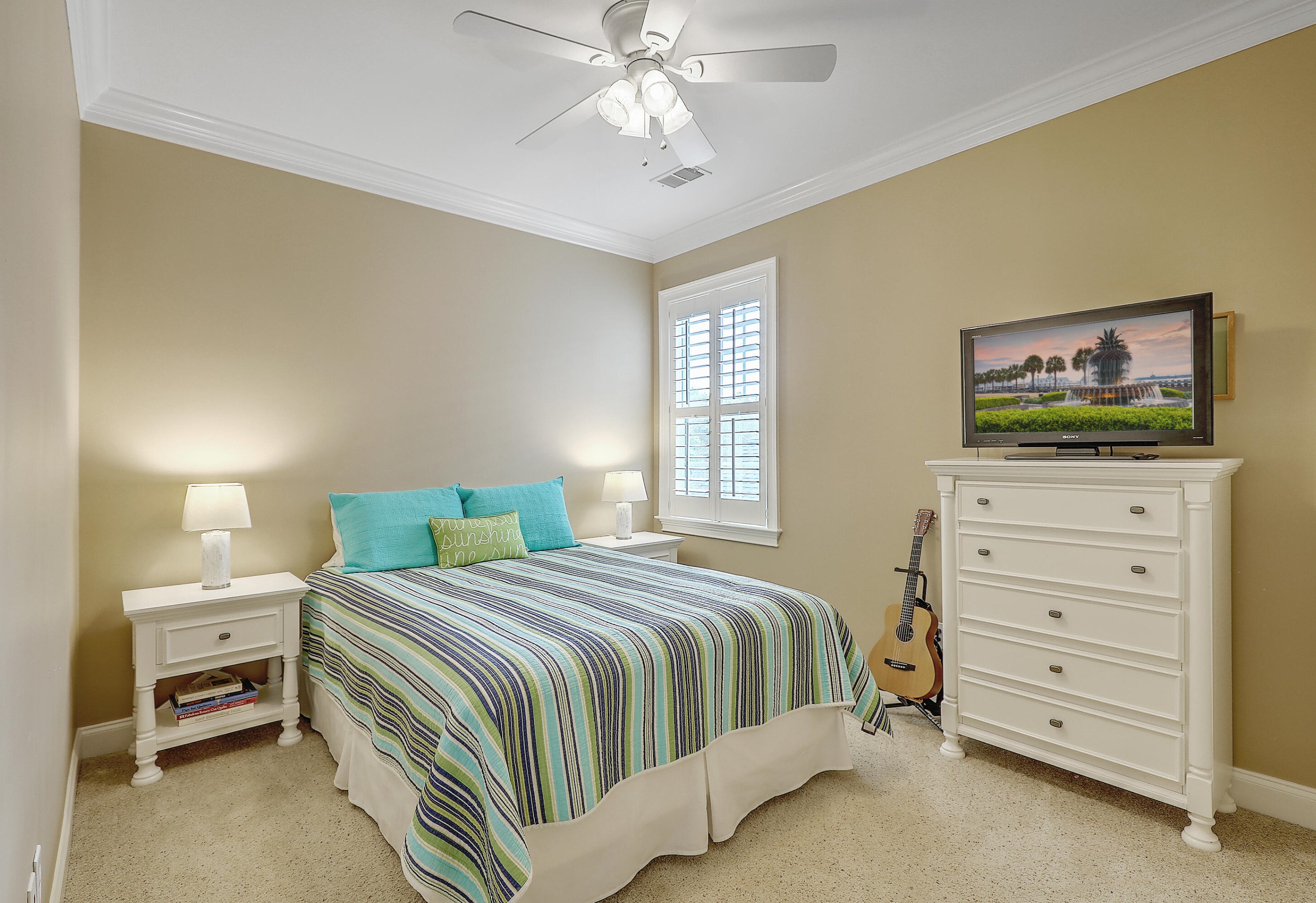 8047 Gibbon St, Charleston SC 29492-8351 exterior