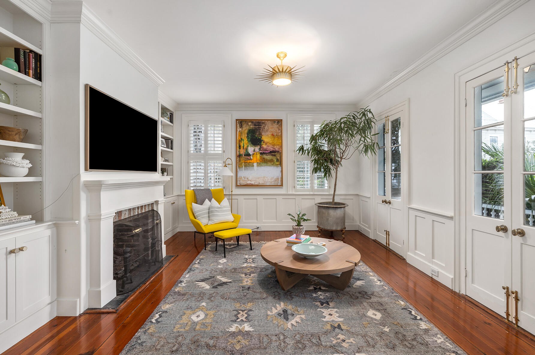 106 Beaufain St, Charleston SC  29401-1728 exterior