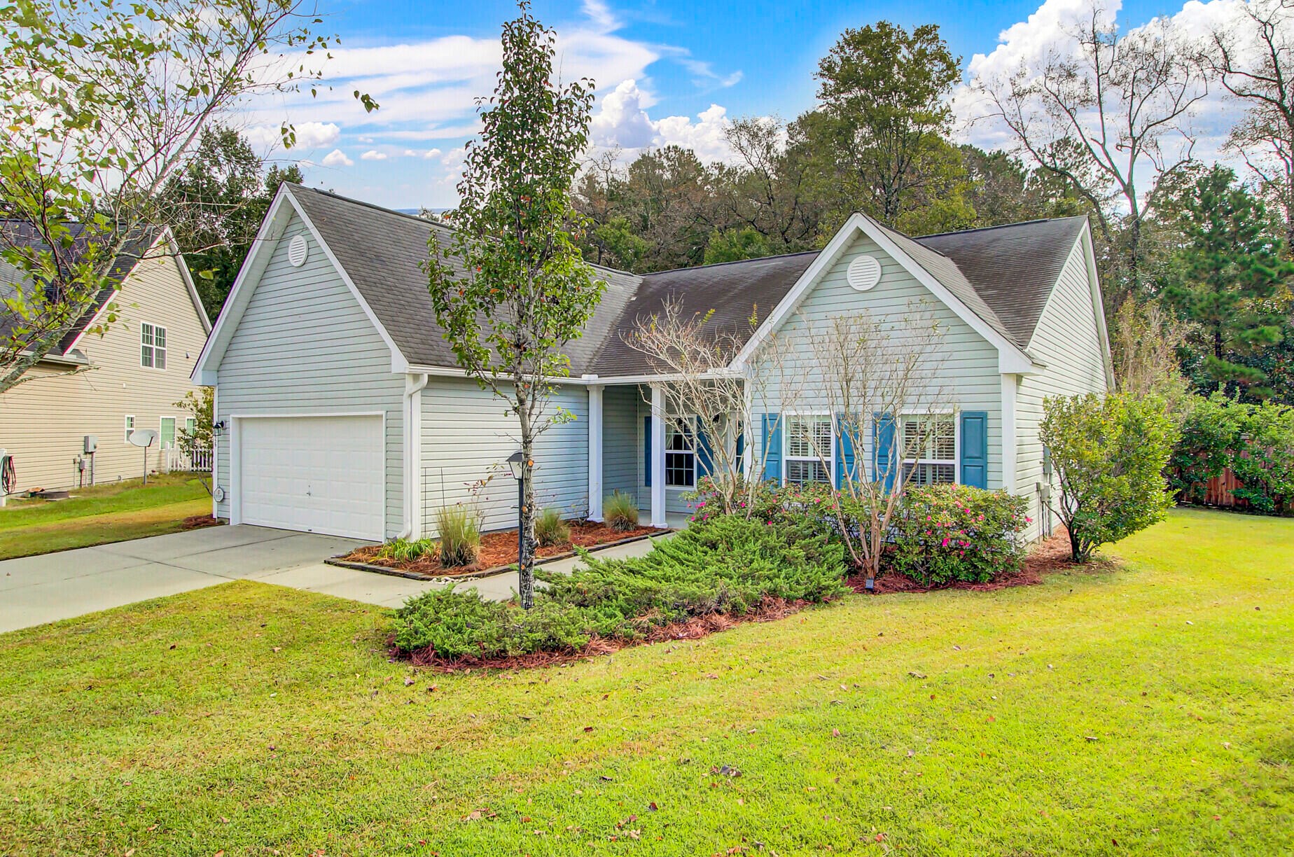 126 Cannonsmill Ln, Summerville, SC 29485-6409