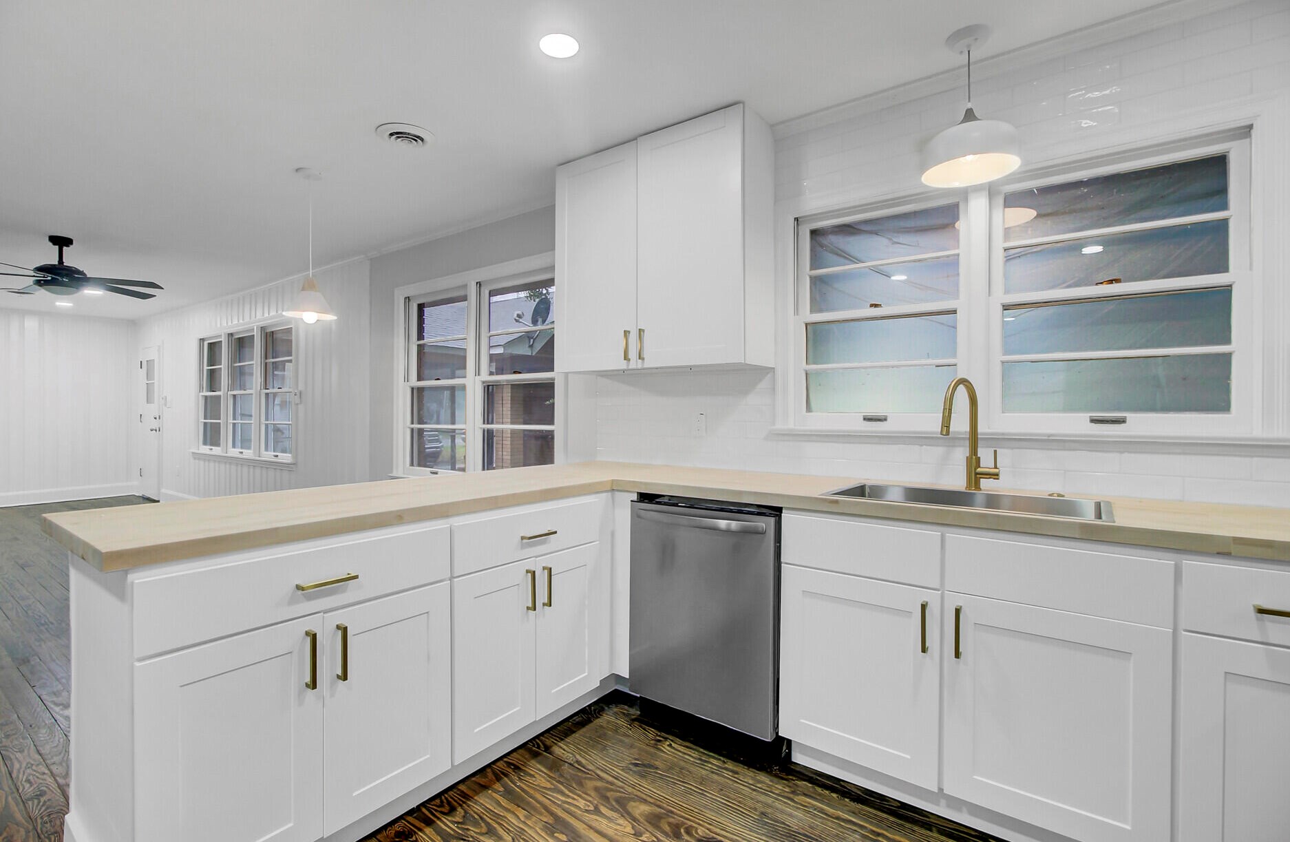 2316 Cleveland St, Felderville SC  29047-9371 exterior