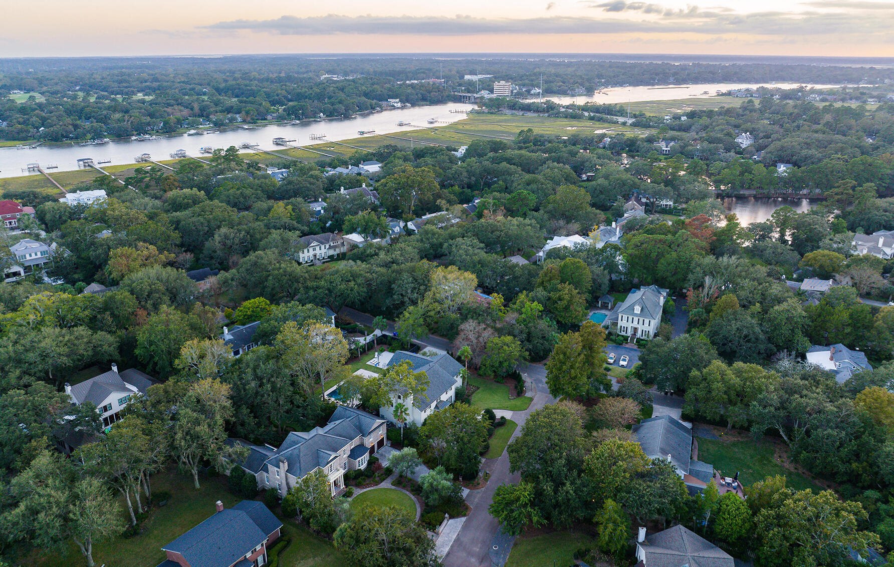 3 Cochran Ct, Charleston SC  29407-7505 exterior