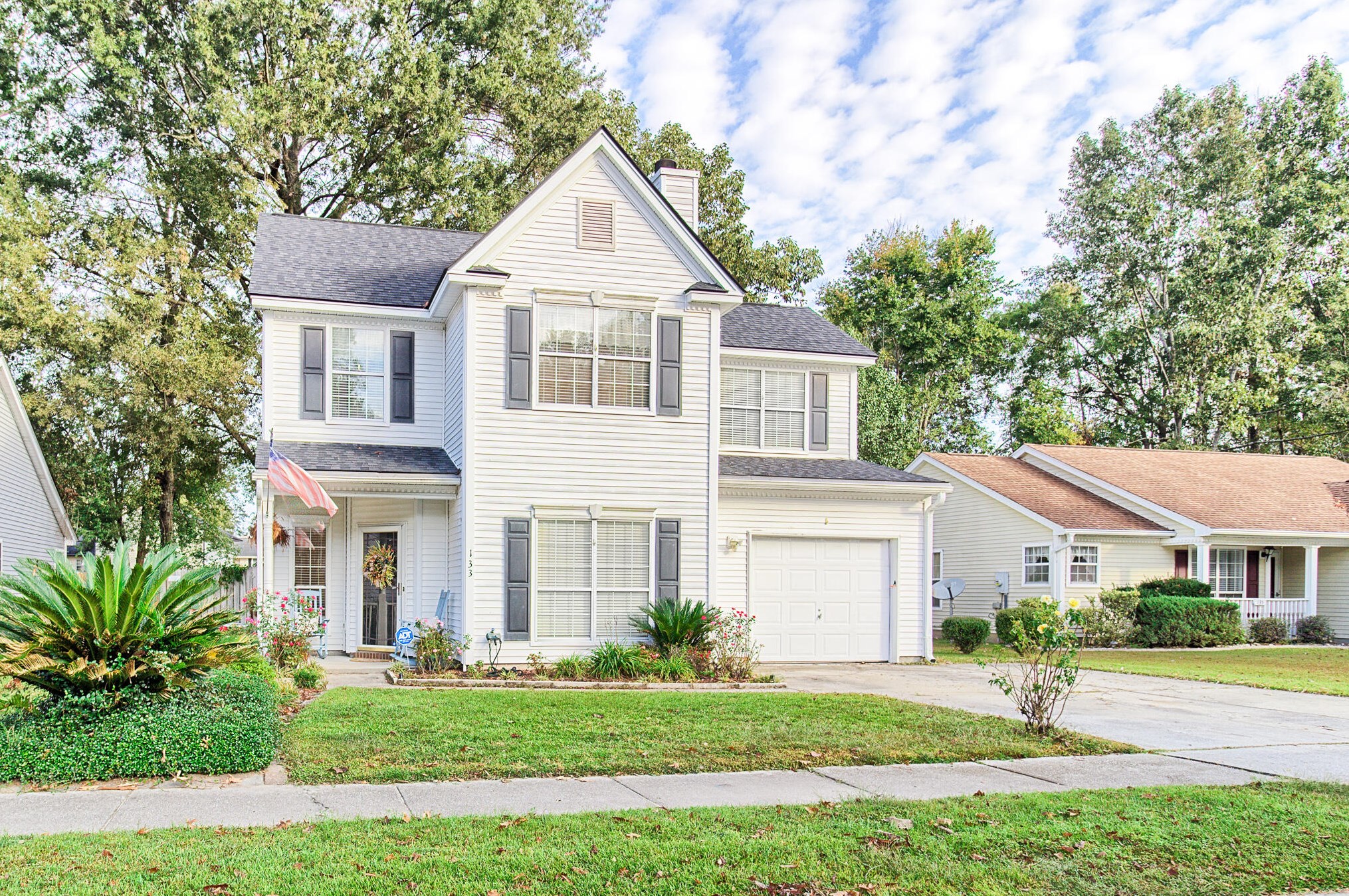 133 Hartwick Ln W, Charleston, SC 29445