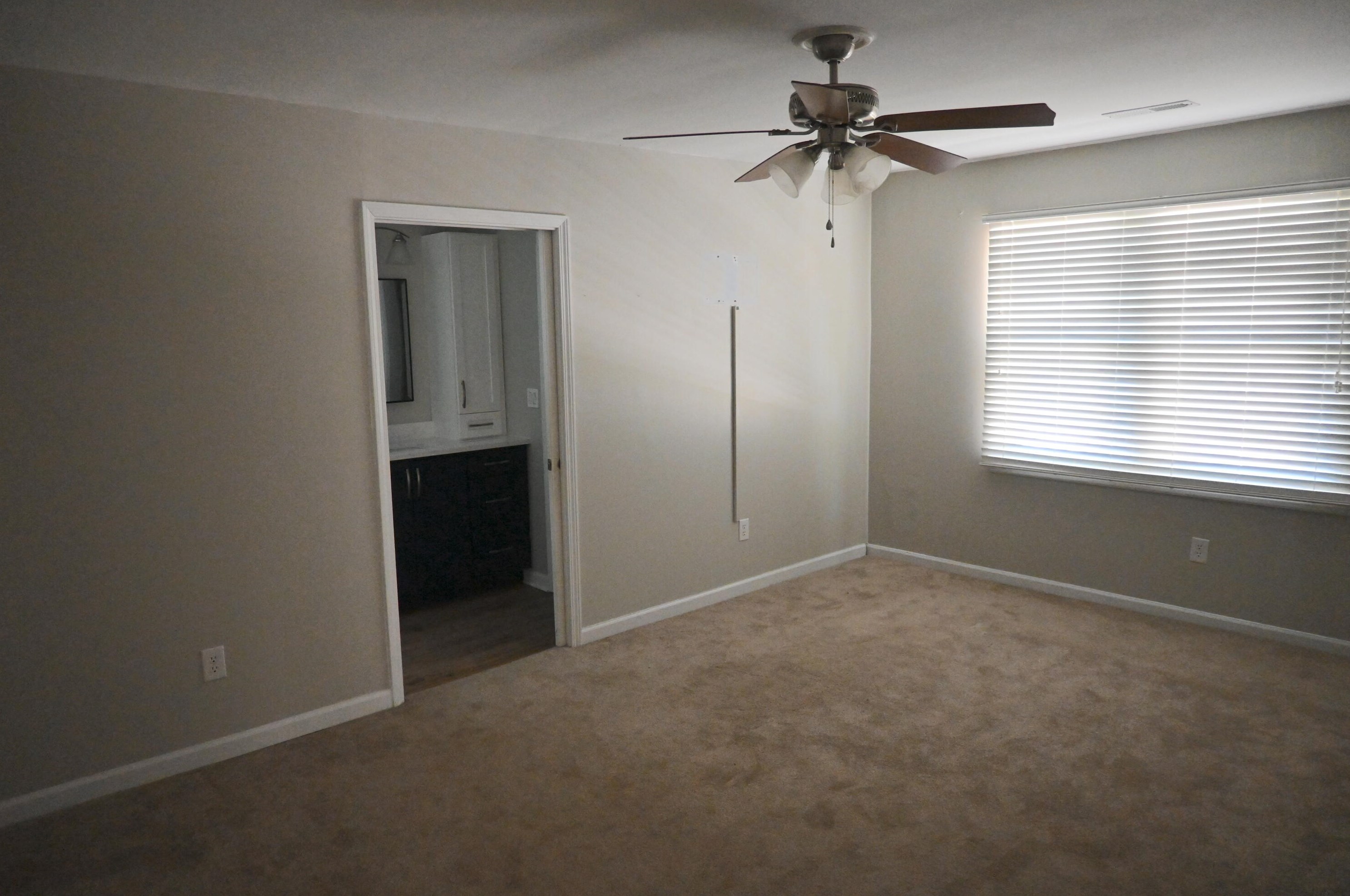 205 Hamlet Rd, Summerville SC  29485-5256 exterior