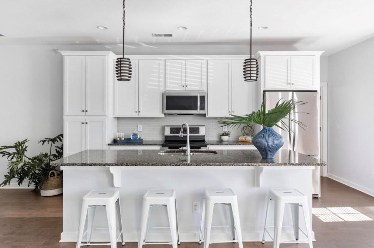 2135 Montford Ave #c, Charleston, SC 29403